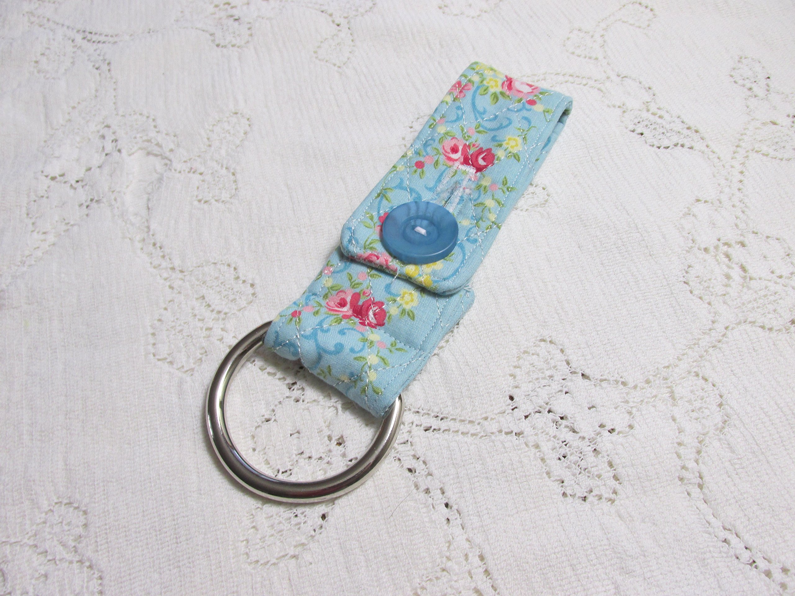 Shabby Chic Blue Roses Quilted Kitchen Towel Holder - Heavy Duty D-Ring Hanger for Dish Towels & Oven Mitts - Rustic Farmhouse Decor for Kitchen & Bathroom Organization