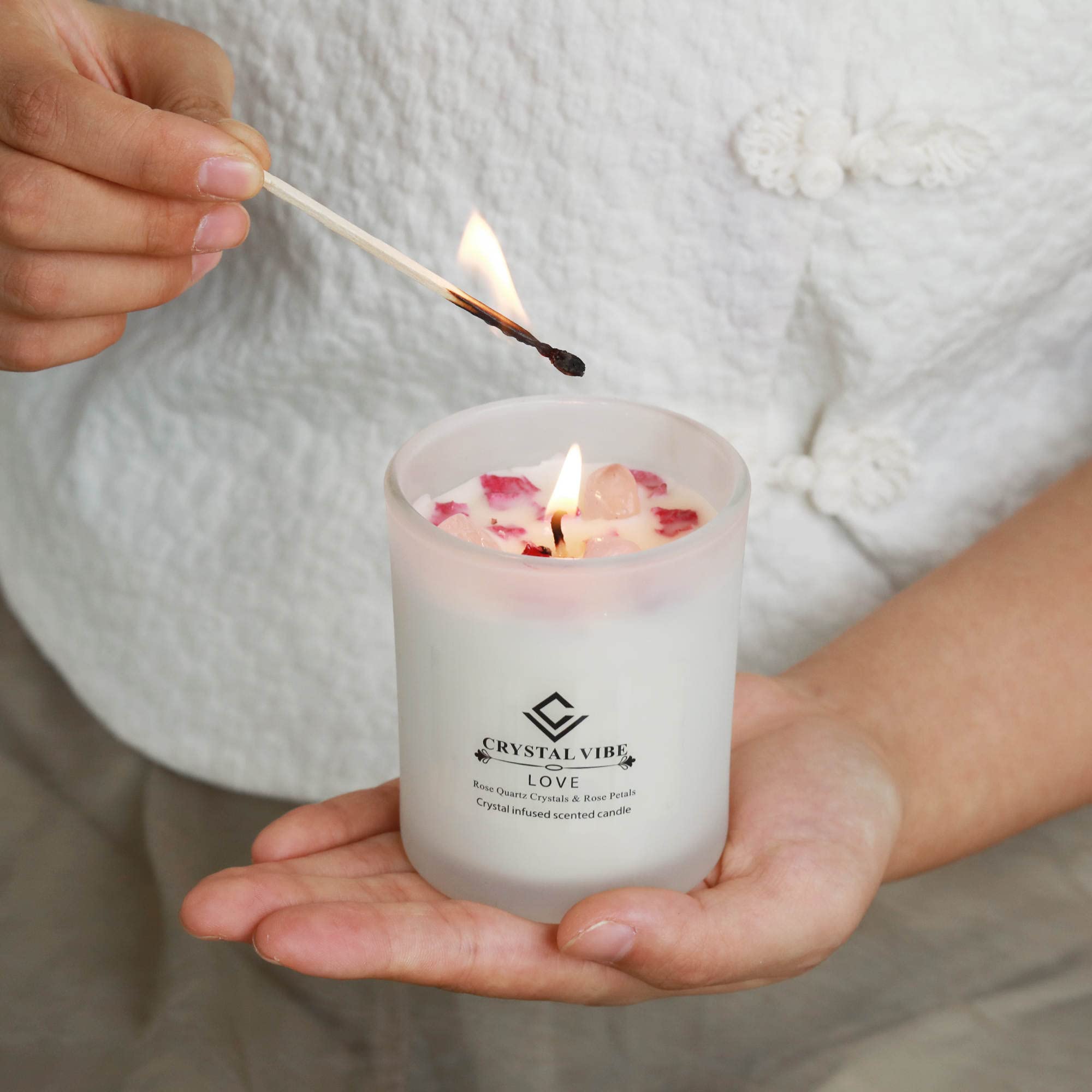 Rose Quartz Love Candle with Rose Petals - Romantic Rose Scented Aromatherapy Candle for Attraction & Relationships - Perfect Valentine's Day, Anniversary or Christmas Gift for Her - Home Decor, Meditation & Relaxation