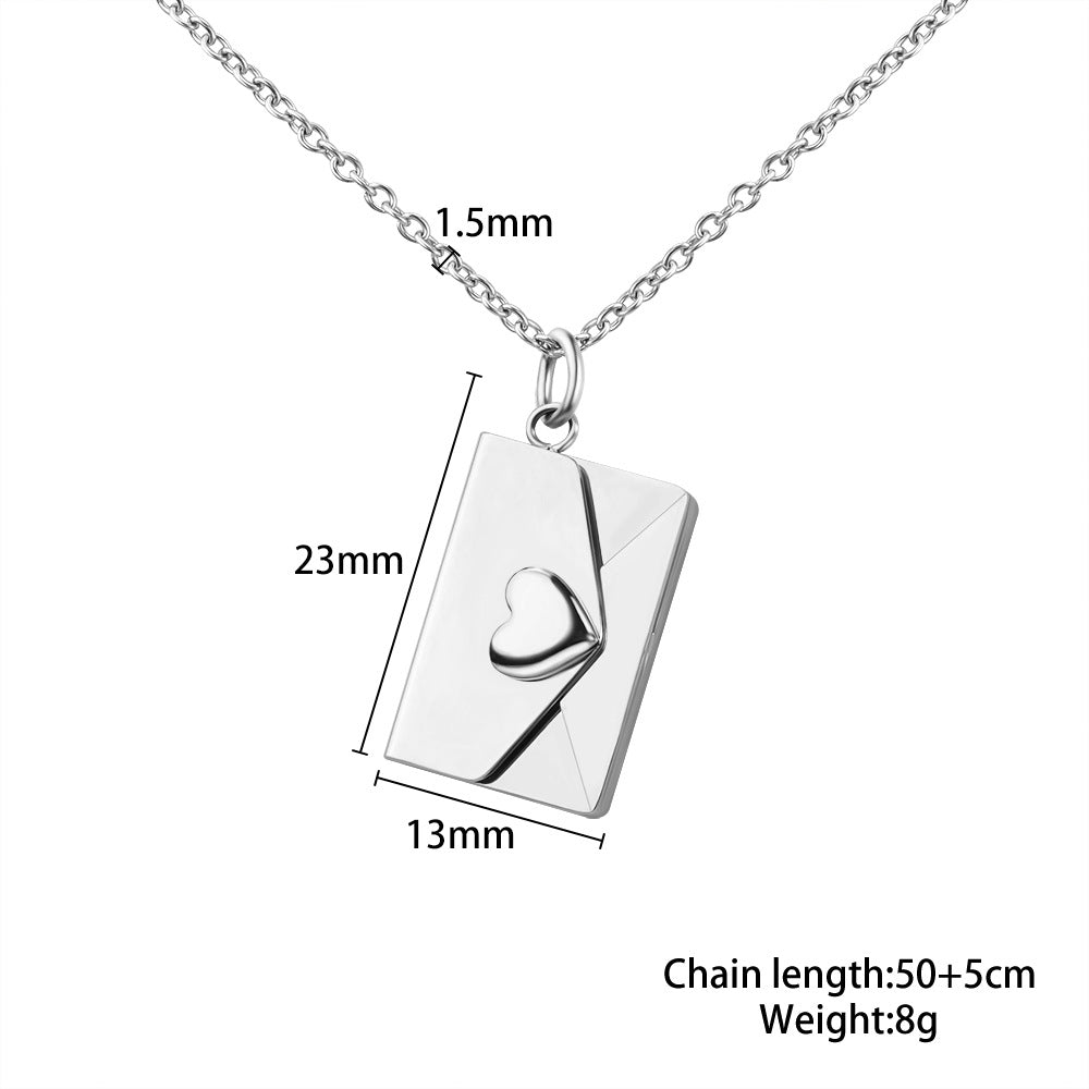 Custom Engraved Love Couple Necklace for Him & Her - Personalized Romantic Gift for Anniversary, Wedding, Valentine's Day - Perfect for Couples, Engagements & Special Occasions