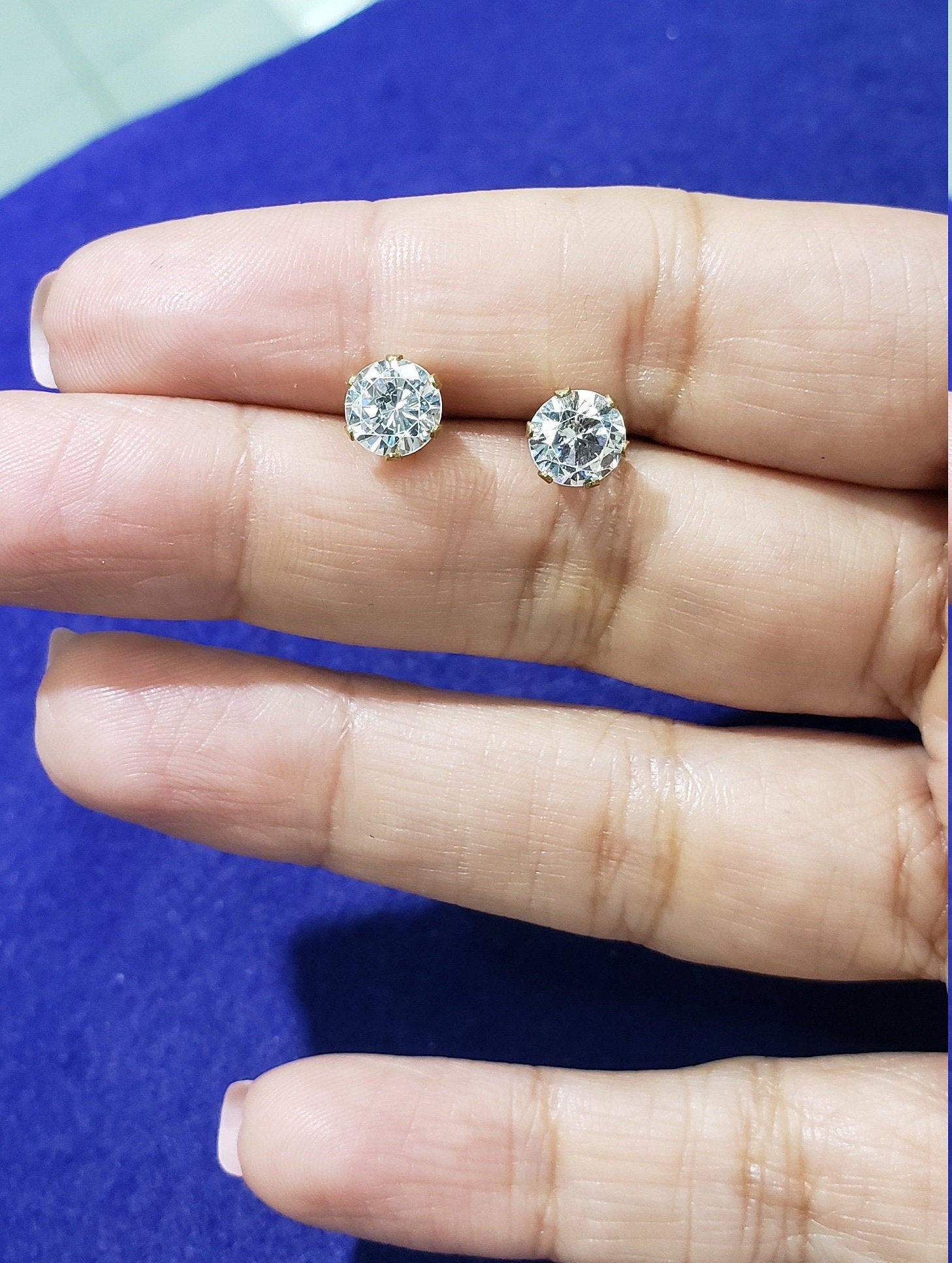 14K White or Yellow Gold Round Cubic Zirconia (CZ) Stud Earrings for Women - Perfect for Everyday Wear, Parties & Gifts