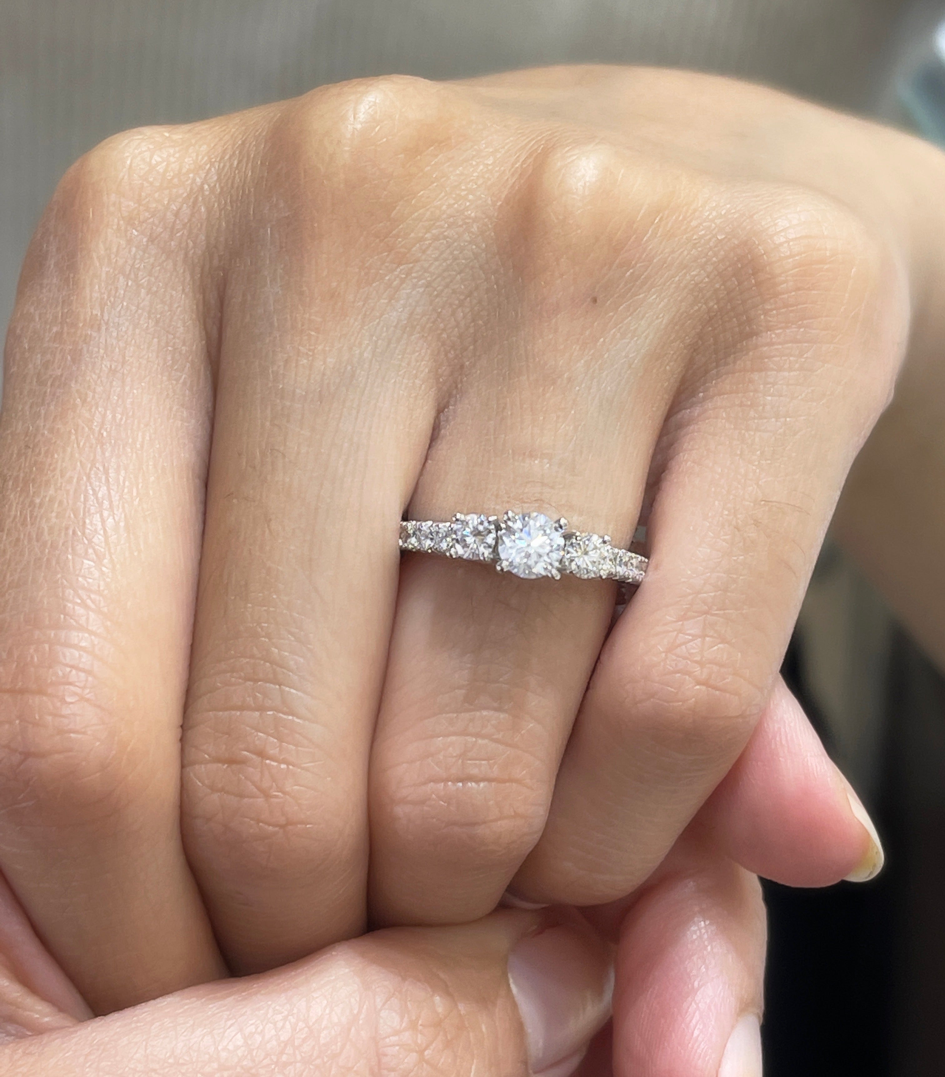 Exquisite 1 CTW Trinity Diamond Engagement Ring for Women - Timeless Elegance & Sparkle - Perfect for Proposals, Anniversaries & Special Occasions