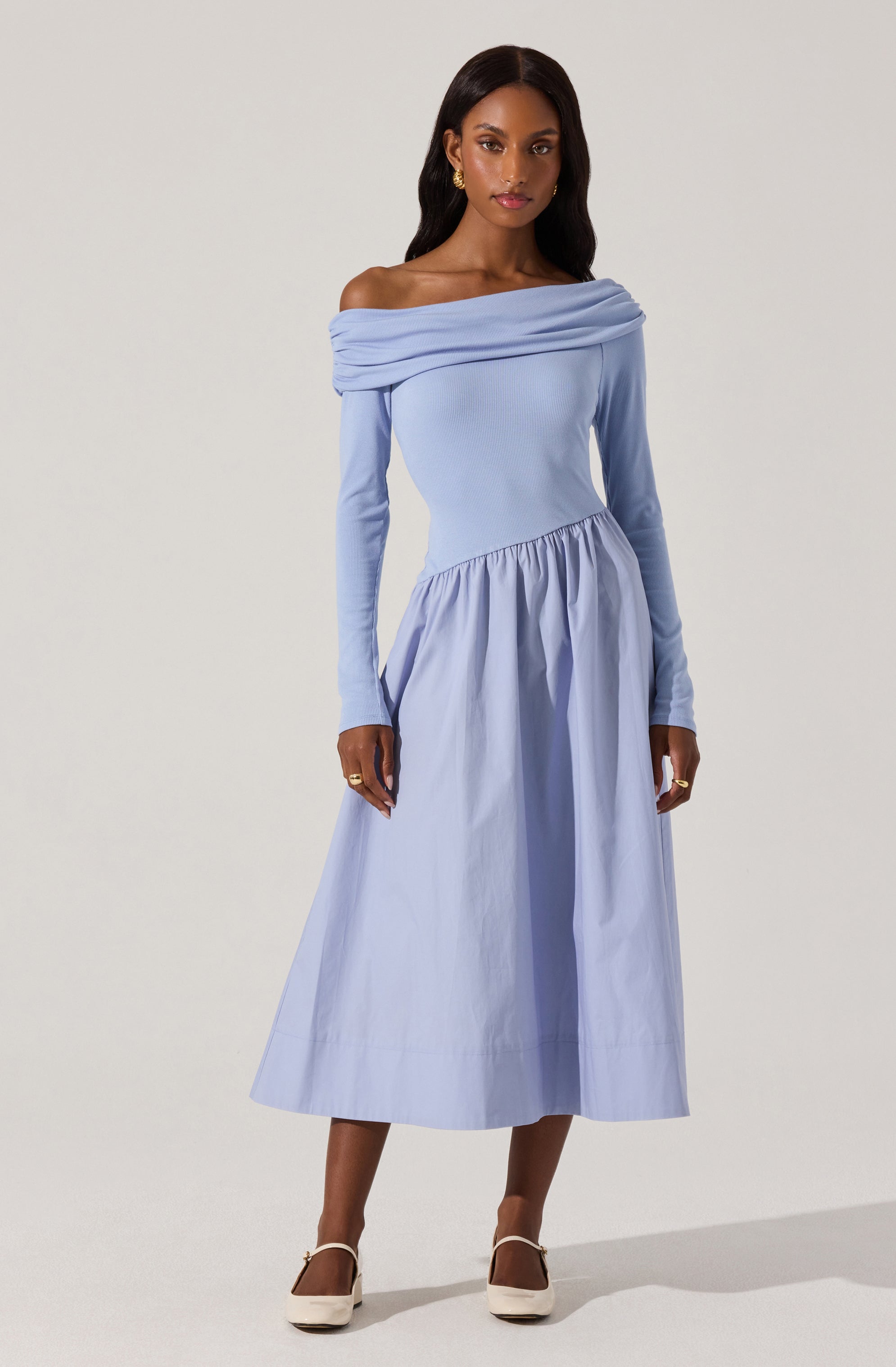 Stylish Mixed Media Off Shoulder Dress for Women - Perfect for Summer Parties, Beach Vacations & Date Nights