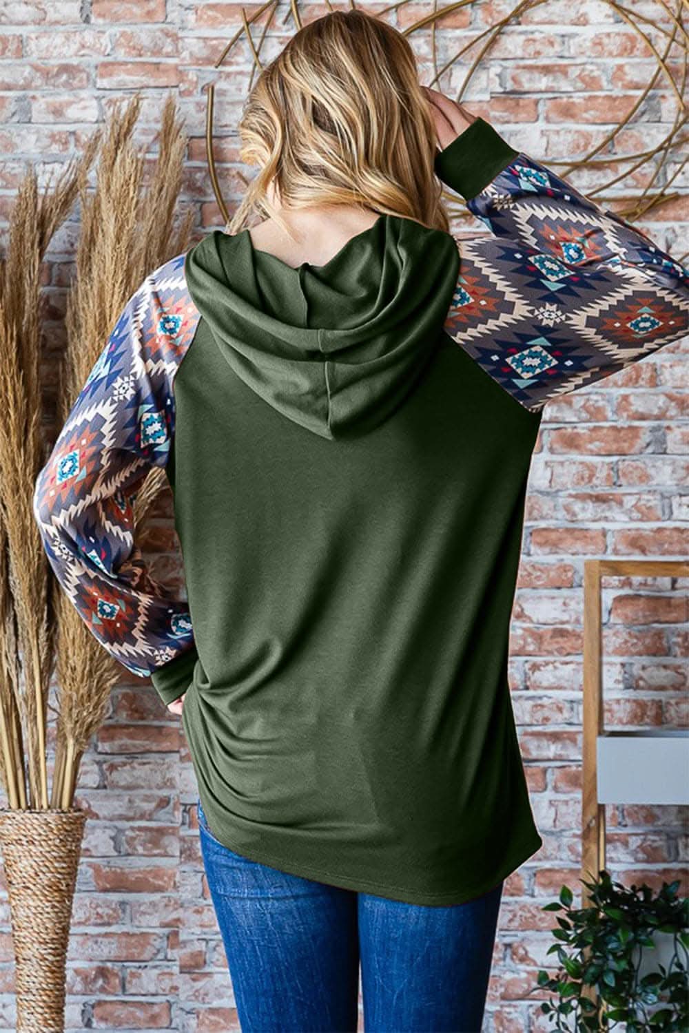 Stylish Printed Half-Zip Hoodie for Women & Men - Trendy Pullover for Casual Wear, Gym, and Outdoor Activities