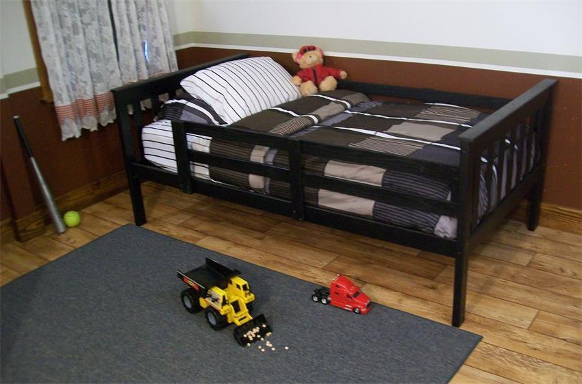 A & L Furniture Mission Style Twin/Full/Queen Bed with Safety Rails - Sturdy Wooden Bed Frame for Kids, Teens & Adults - Perfect for Bedrooms, Guest Rooms & Dormitories