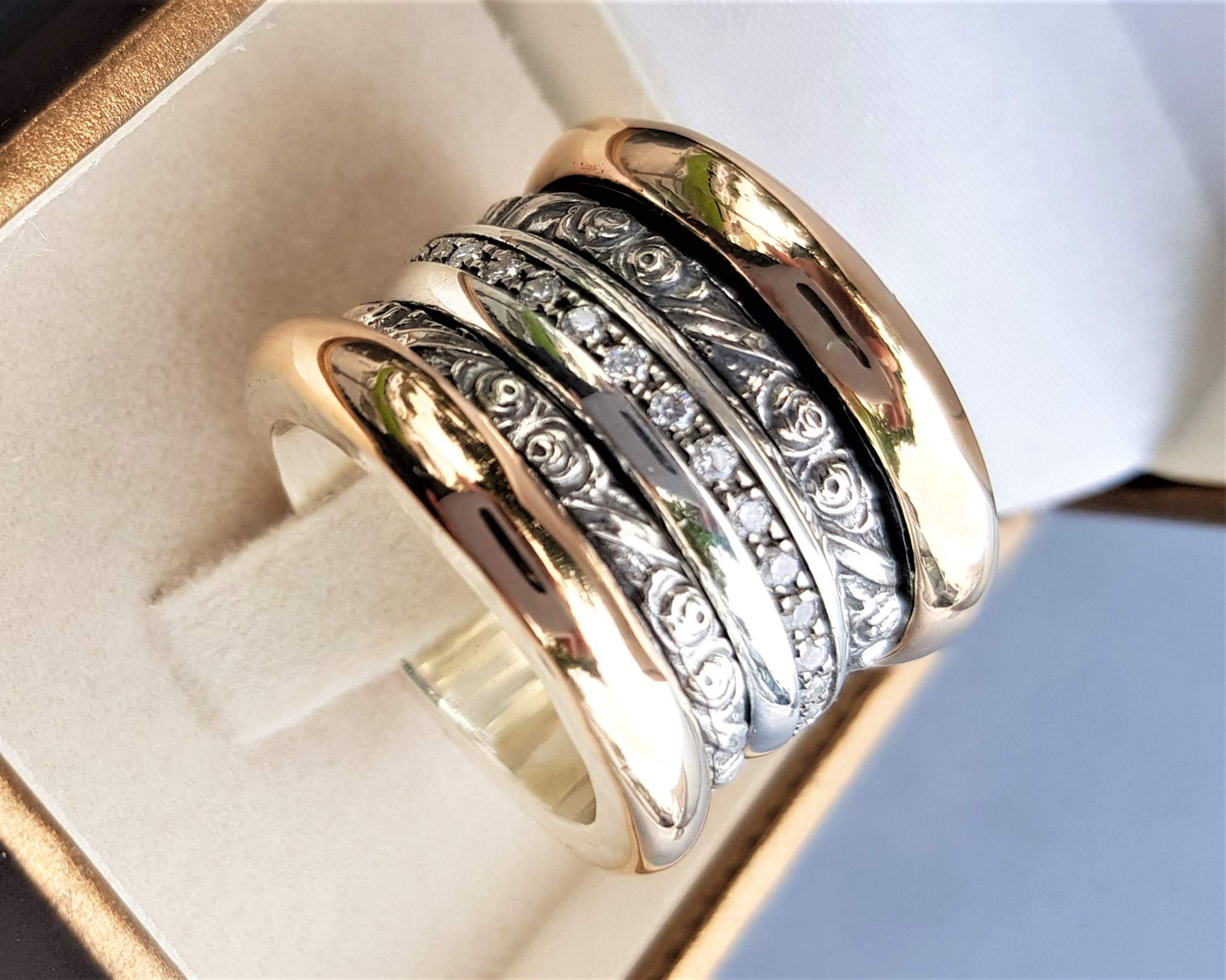 Rose Gold Spinner Ring for Women - 9K Gold & Silver Meditation Ring with Zircons, Wide Boho Wedding Band (Perfect for Stress Relief, Yoga, and Everyday Wear)