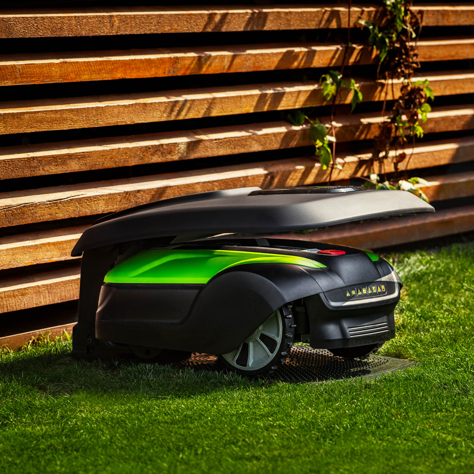 Optimow® 50 Low Cut Robotic Lawn Mower with Canopy - Smart Automatic Grass Cutter for Small to Medium Yards, Perfect for Backyard, Garden & Landscaping Maintenance