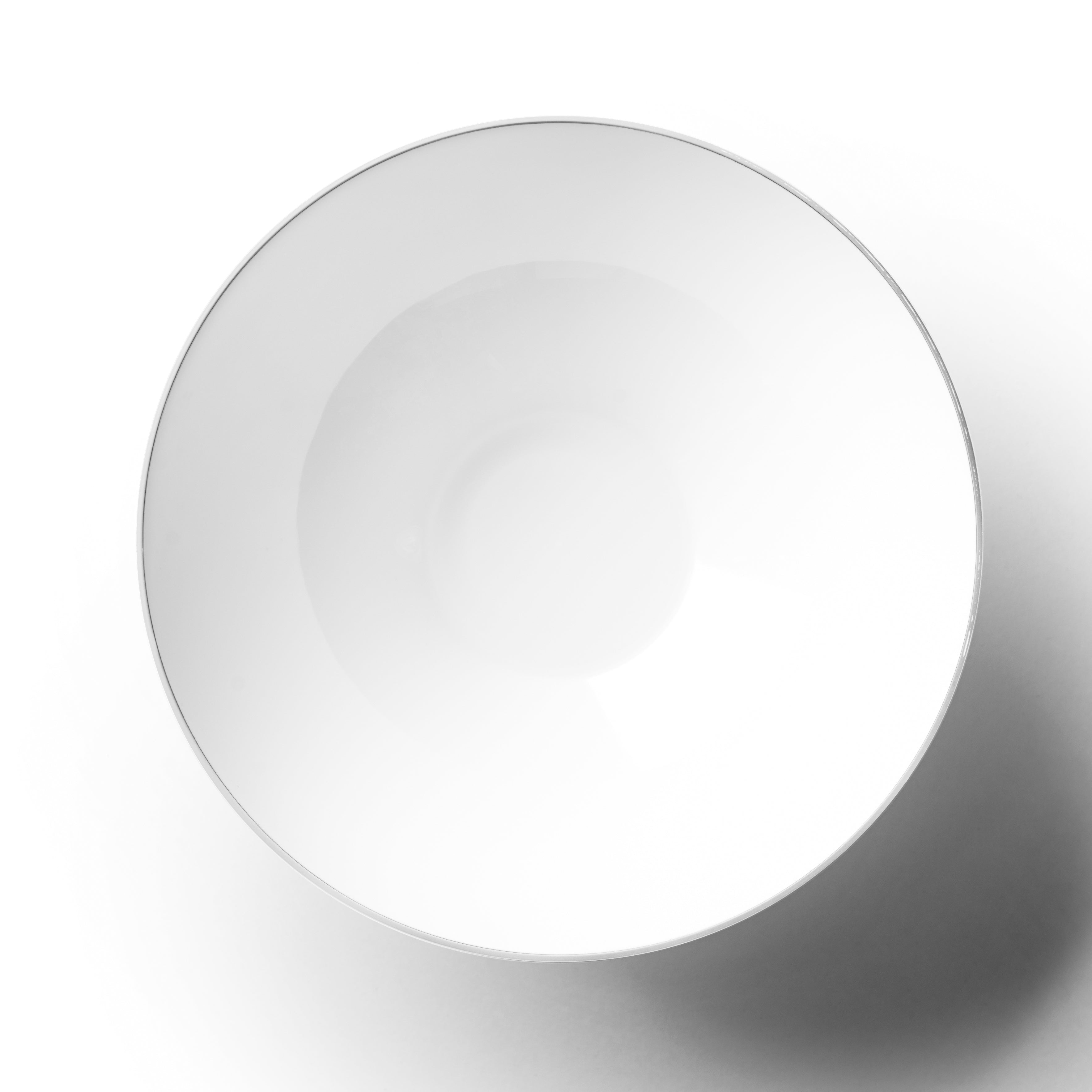 Eco-Friendly Round Plastic Plates - White & Silver Disposable Dinnerware for Parties, Picnics & Outdoor Events