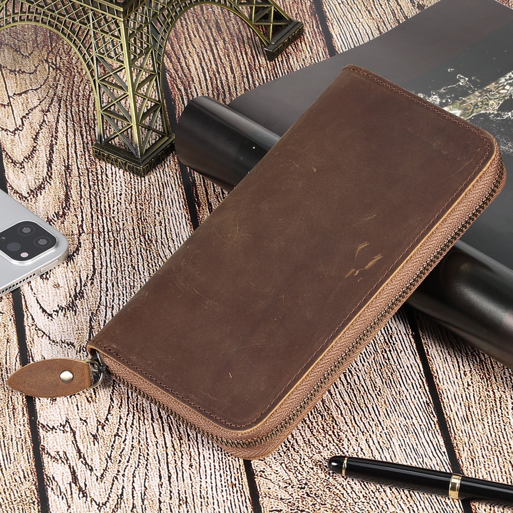 Premium RFID Blocking Leather Wallet for Men - Slim Bifold Design with Multiple Card Slots - Ideal for Travel, Business & Everyday Use
