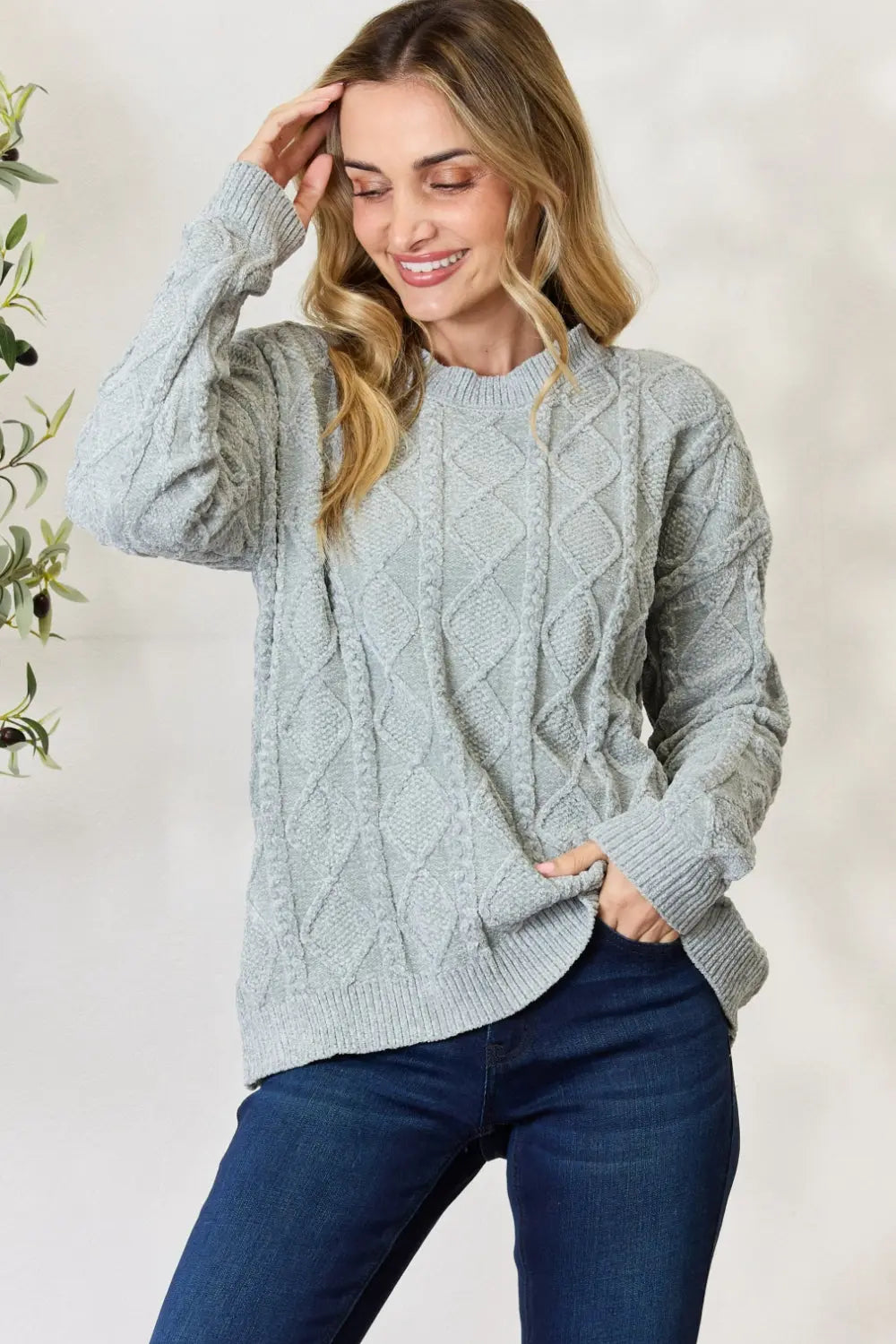 BiBi Women's Cable Knit Round Neck Sweater - Soft & Cozy Winter Pullover for Casual Outfits & Holiday Gatherings