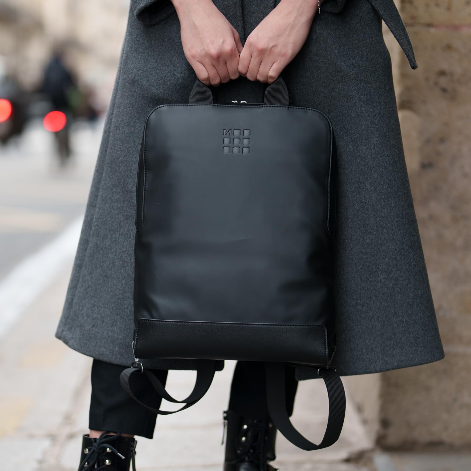 Moleskine Classic Vertical Laptop Backpack - 15 Inch Computer Bag for MacBook, Notebook, iPad - 29 x 39 x 6 cm - Black - Perfect for Work, Travel & School