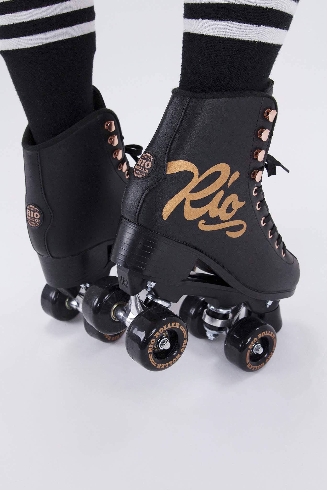 Rose Roller Skates for Women & Men - Premium Unisex Quad Skates for Indoor & Outdoor Skating - Perfect for Rinks, Parks, Fitness & Retro Style