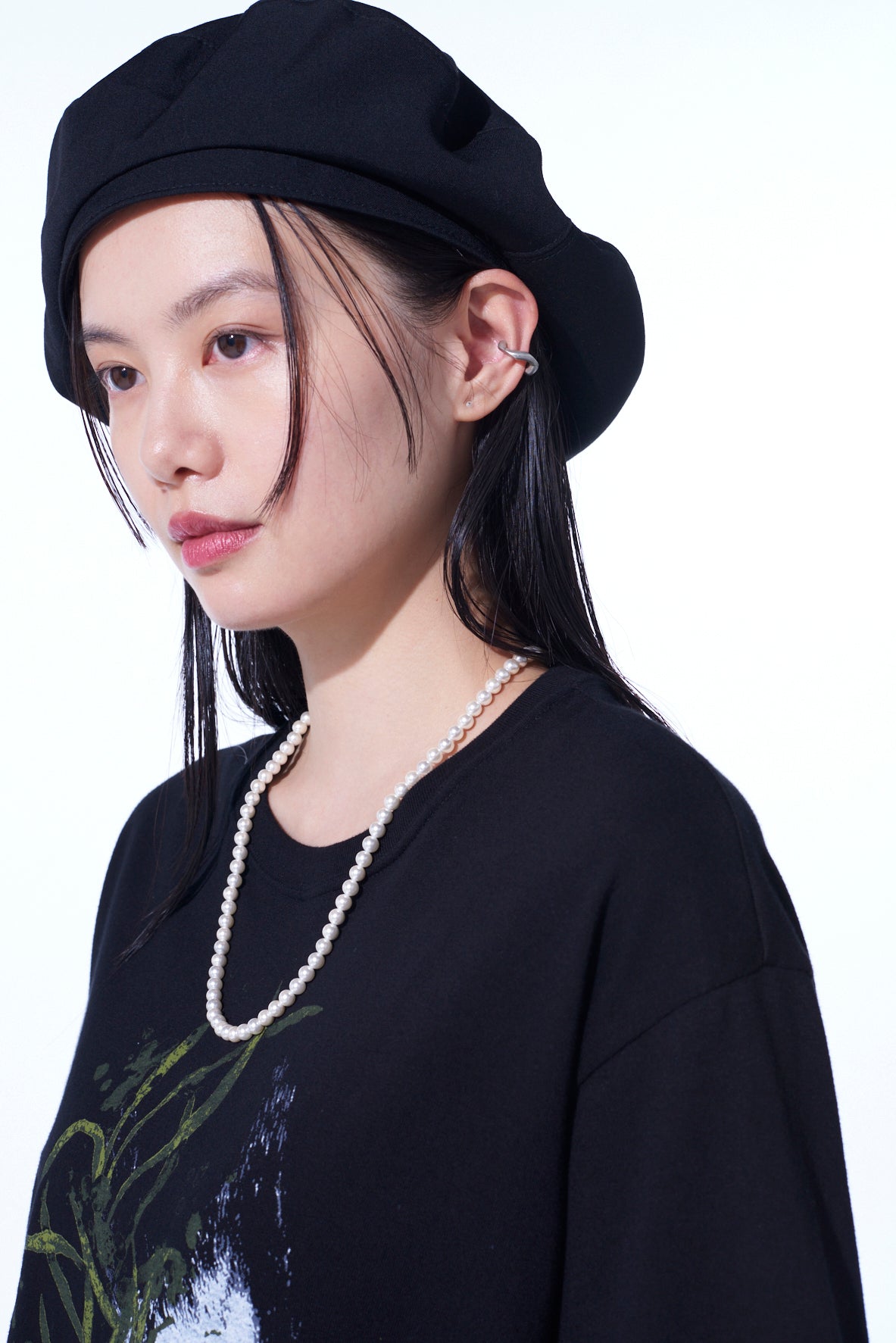 Brass Curved Chain Ear Cuff - Stylish Boho Jewelry for Women, Trendy Ear Cuff for Cartilage & Helix Piercing - Perfect for Parties, Weddings & Everyday Wear