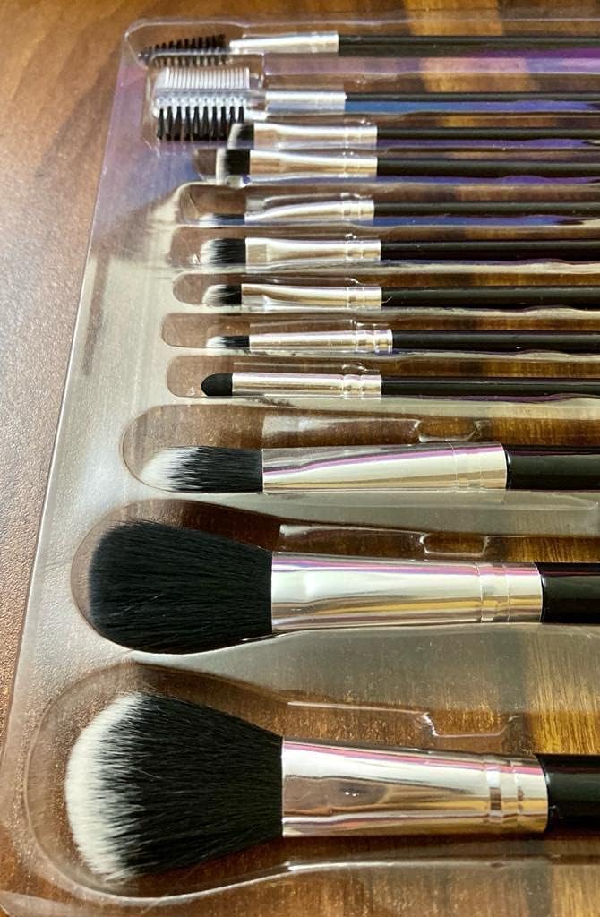 Premium 12-Piece M.A.C Makeup Brush Set - Professional Foundation, Eyeshadow, Eyebrow & Mascara Brushes with Face Powder Brush (Multicolor) - Perfect for Party, Wedding & Everyday Makeup Application