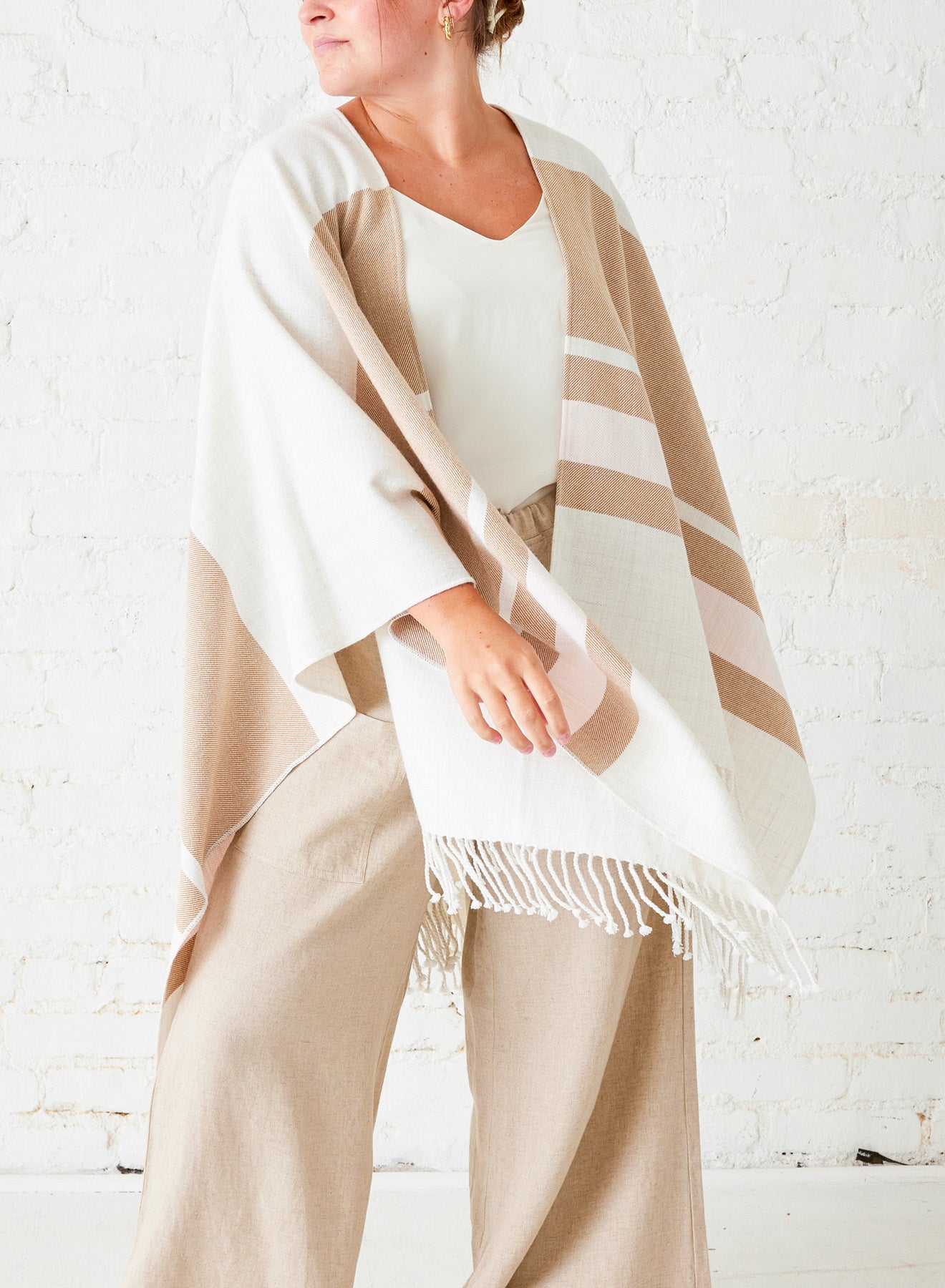 Classic Travel Wrap Collection - Soft & Warm Shawl for Women - Perfect for Airplanes, Office & Cozy Evenings