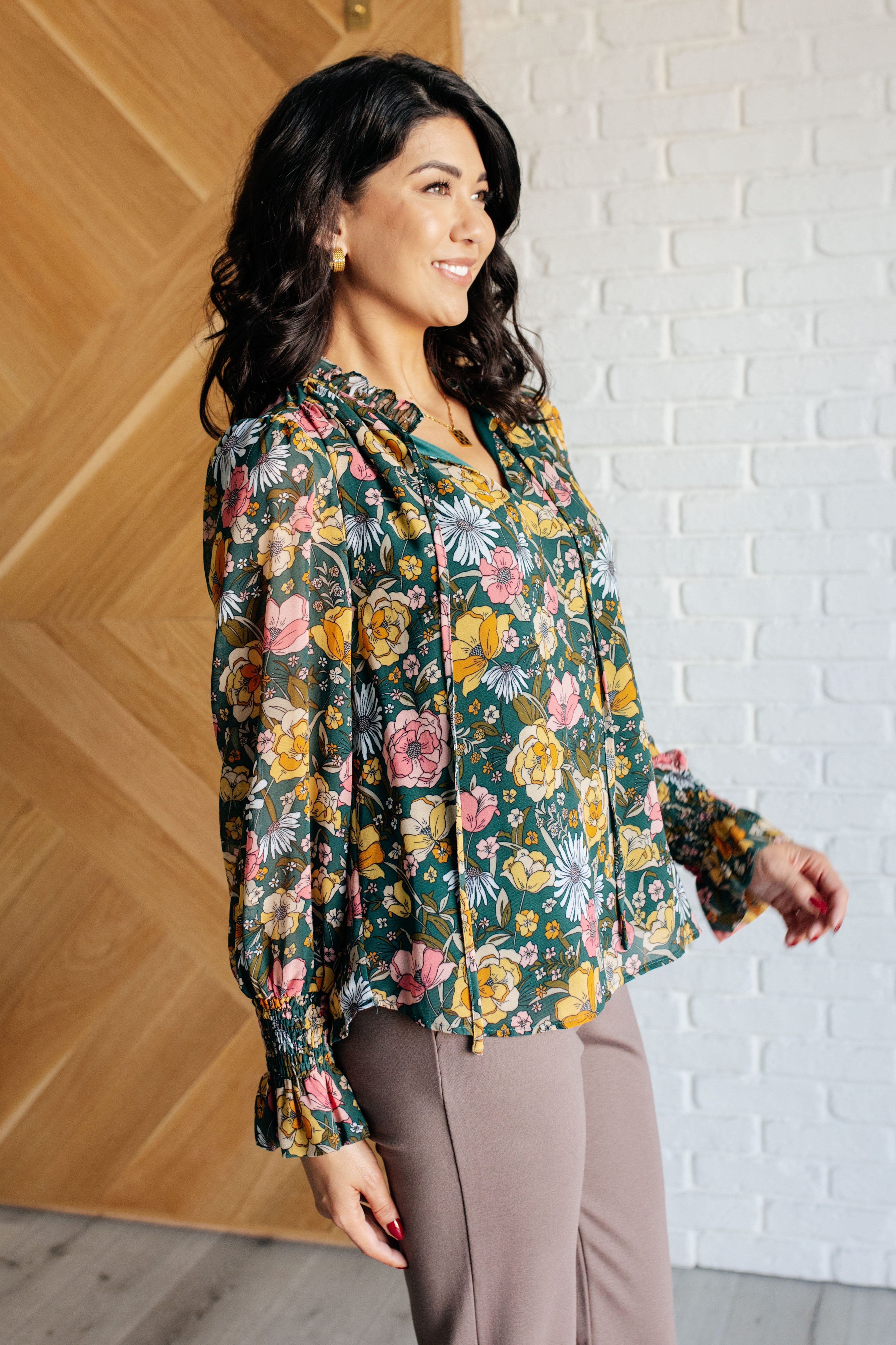 Floral Blouse for Women - Elegant Flowy Tops with Feminine Floral Print | Perfect for Spring, Summer, Office Wear & Casual Outfits