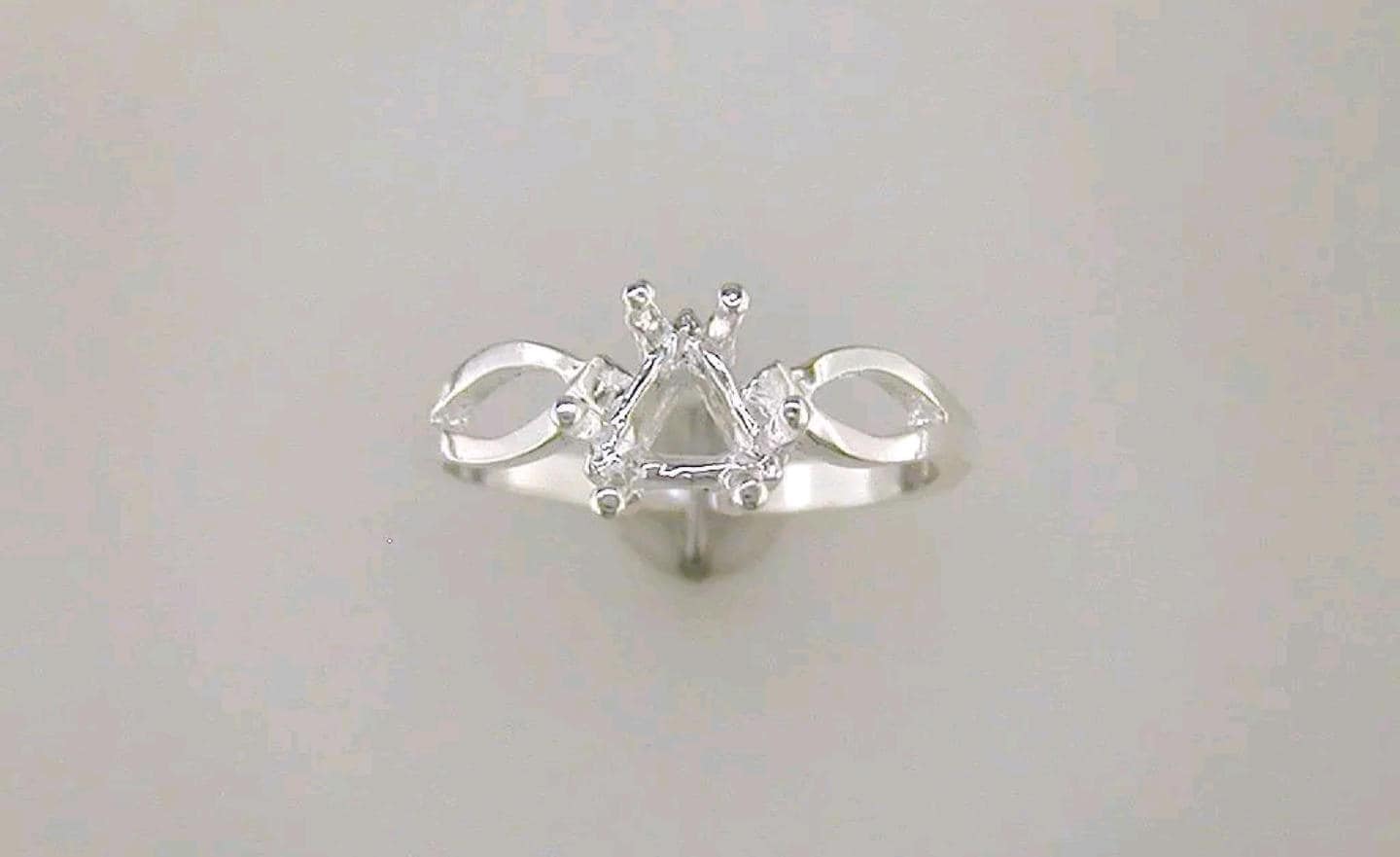 7-11mm Trillion Cut Vee Shank Sterling Silver or 14K Gold Blank Ring Setting - Size 7 (Pre-Notched) for Jewelry Making & Engagement Ring Designs | Perfect for DIY Crafting, Wedding Bands & Custom Jewelry Creations