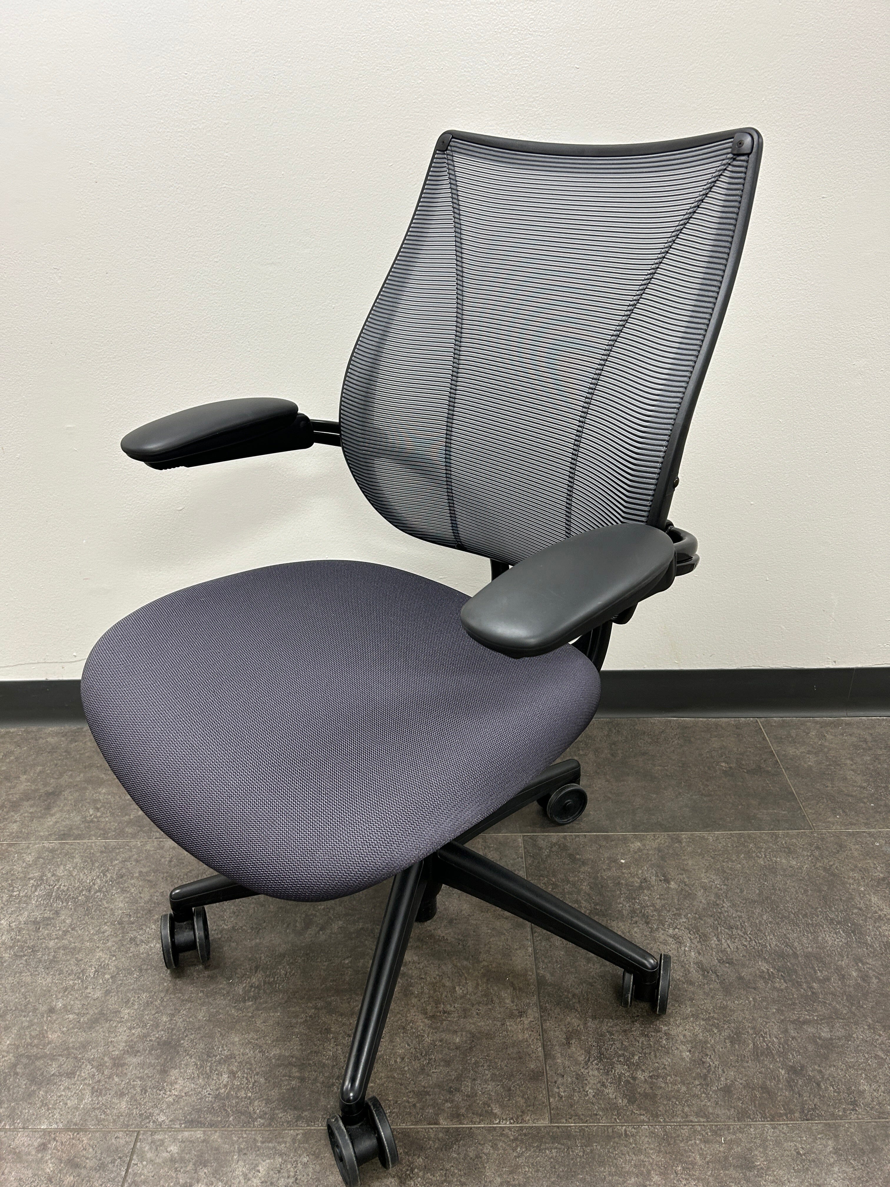 Refurbished Humanscale Liberty Ergonomic Office Chair - Adjustable Lumbar Support & Tilt for Home & Workspace Comfort