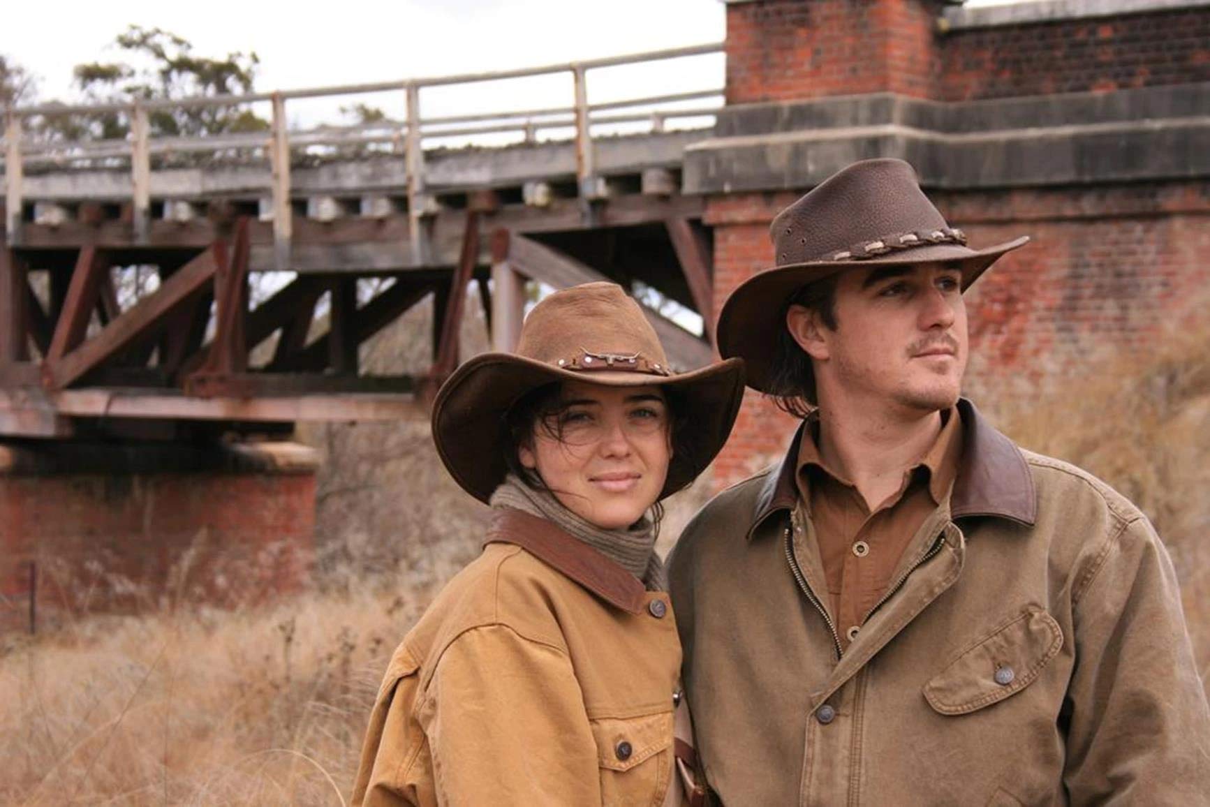 KAKADU Brumby Shapeable Leather Hat for Men & Women - Adjustable Outback Cowboy Hat for Sun Protection, Outdoor Adventures, and Country Fashion