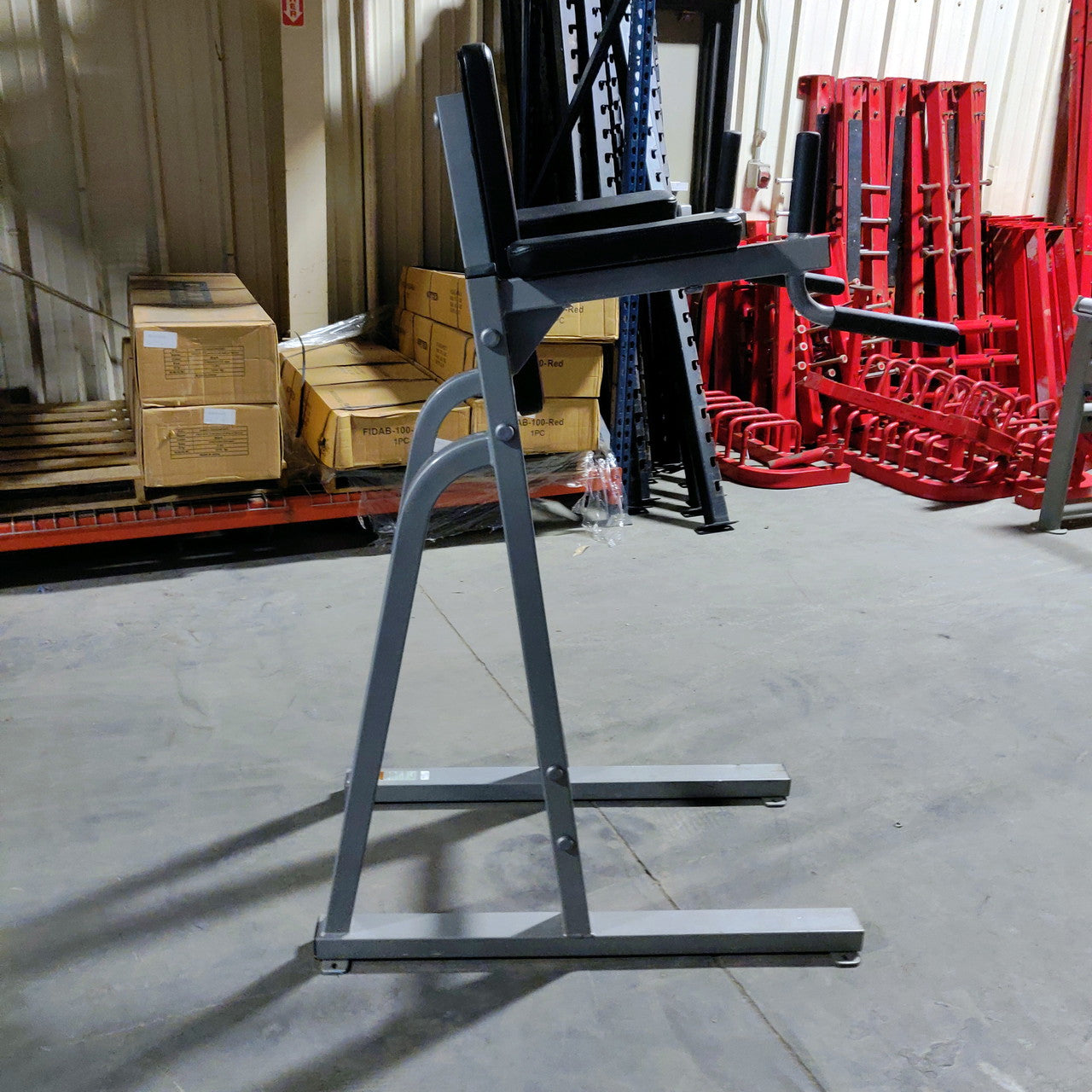 Commercial Grade Captain's Chair - Heavy Duty Office Chair with Adjustable Height & Swivel Base - Perfect for Executive Offices, Conference Rooms & Home Workspaces