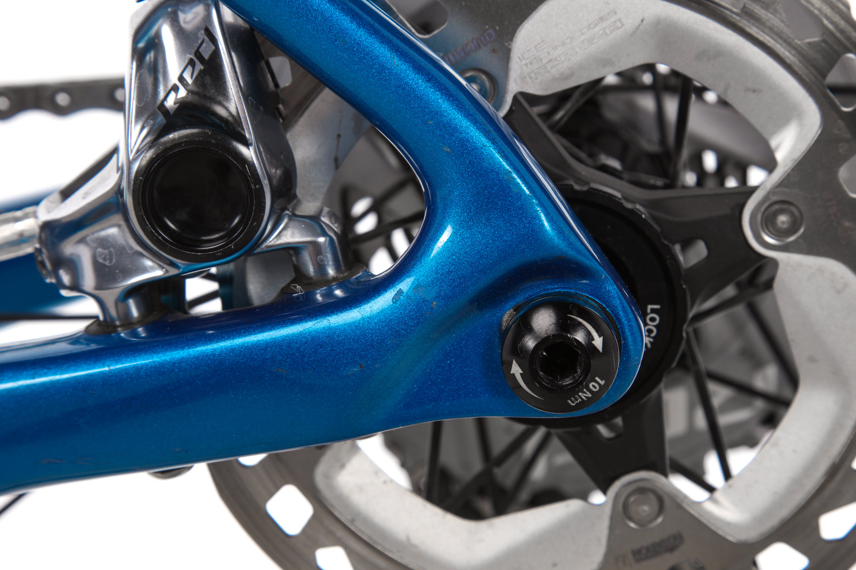 2020 Blue Chinook Road Bike - Lightweight Aluminum Frame, Small Size for Adults - Perfect for Commuting, Fitness & Long-Distance Cycling