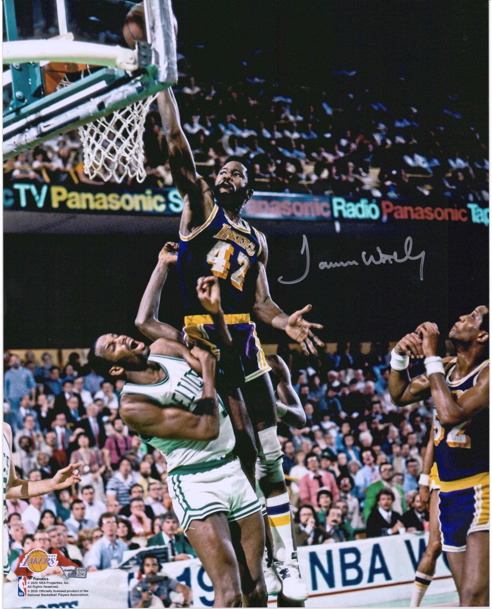 James Worthy Signed 16x20 NBA Finals Dunk Photo - Los Angeles Lakers 1984 Championship Memorabilia - Autographed Basketball Collectible for Sports Fans & Man Cave Decor