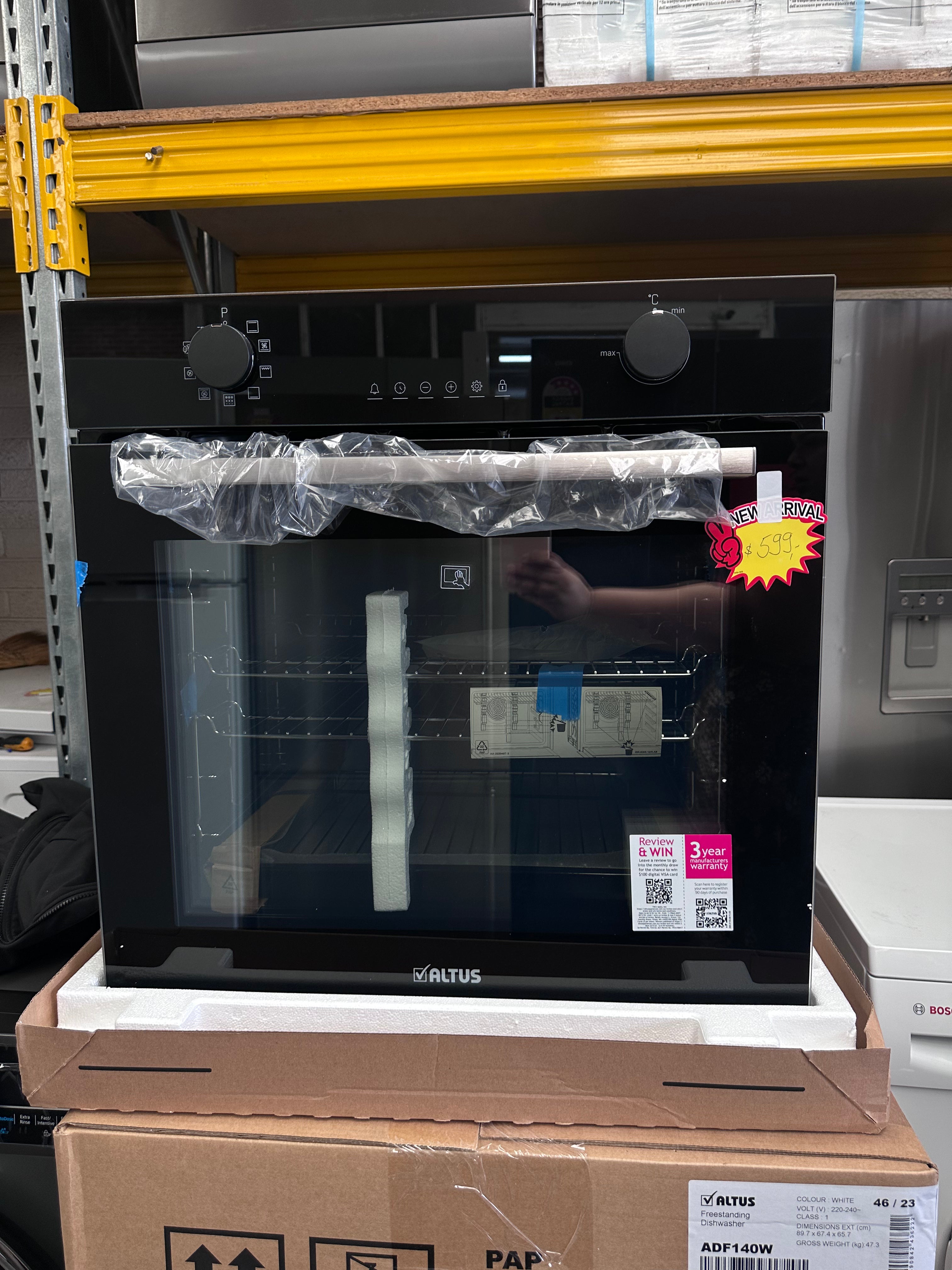 Brand New Altus 600mm Multi Function Pyrolytic Oven with 3 Year Warranty - Perfect for Large Family Cooking & Self-Cleaning Convenience