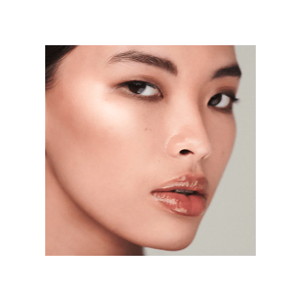 Victoria Beckham Beauty Reflect Highlighter Stick - Illuminating Makeup for Cheekbones & Face - Perfect for Daytime Glow & Nighttime Highlighting
