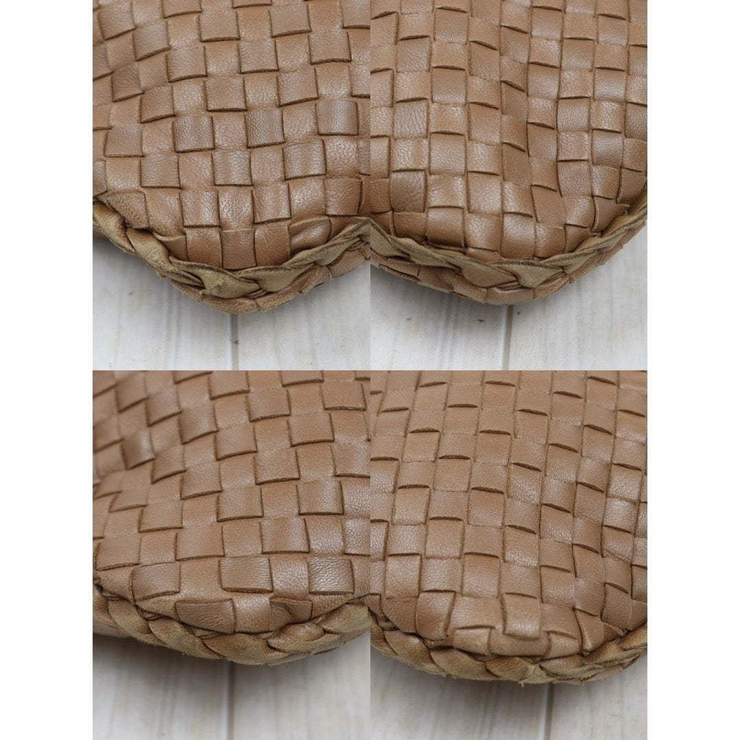 Bottega Veneta V25042416 Genuine Lamb Skin Leather Braided Handbag - Pre-Owned Luxury Purse for Women | Perfect for Date Nights, Parties & Special Occasions