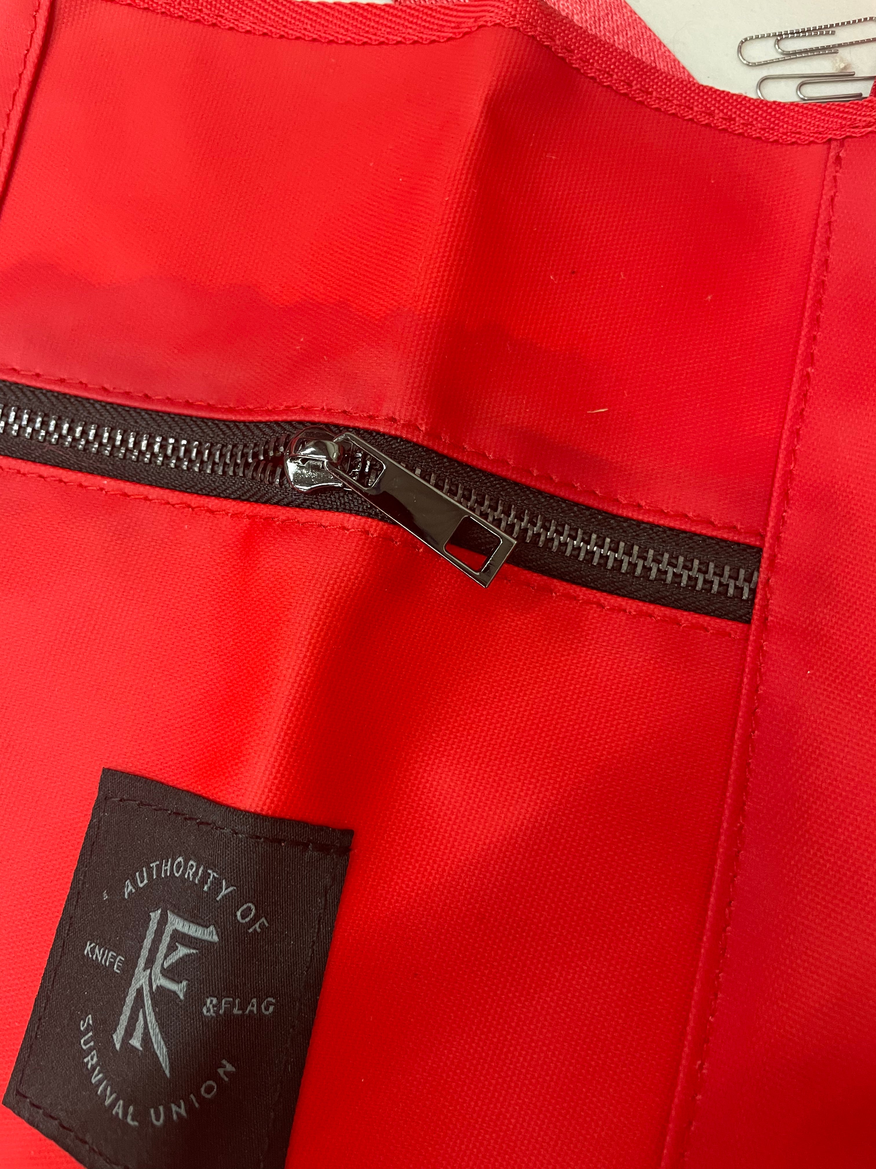 Premium Non-Porous Core Apron with Knife & Flag Design - Red - Minor Blemish - Ideal for Cooking, Grilling & Kitchen Professionals