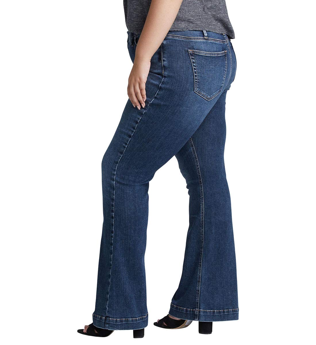 Silver Jeans Co. Women's Plus Size High Rise Flare Leg Jeans - Stretch Denim Pants for Curvy Women | Perfect for Casual Wear, Date Nights & Office Outfits