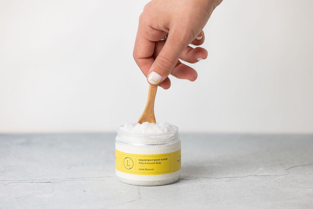 Premium CBD Grapefruit Body Salt Scrub - Exfoliating & Moisturizing, THC-Free, Organic Hemp Extract - Perfect for Spa Day, Post-Workout Recovery & Dry Skin Relief