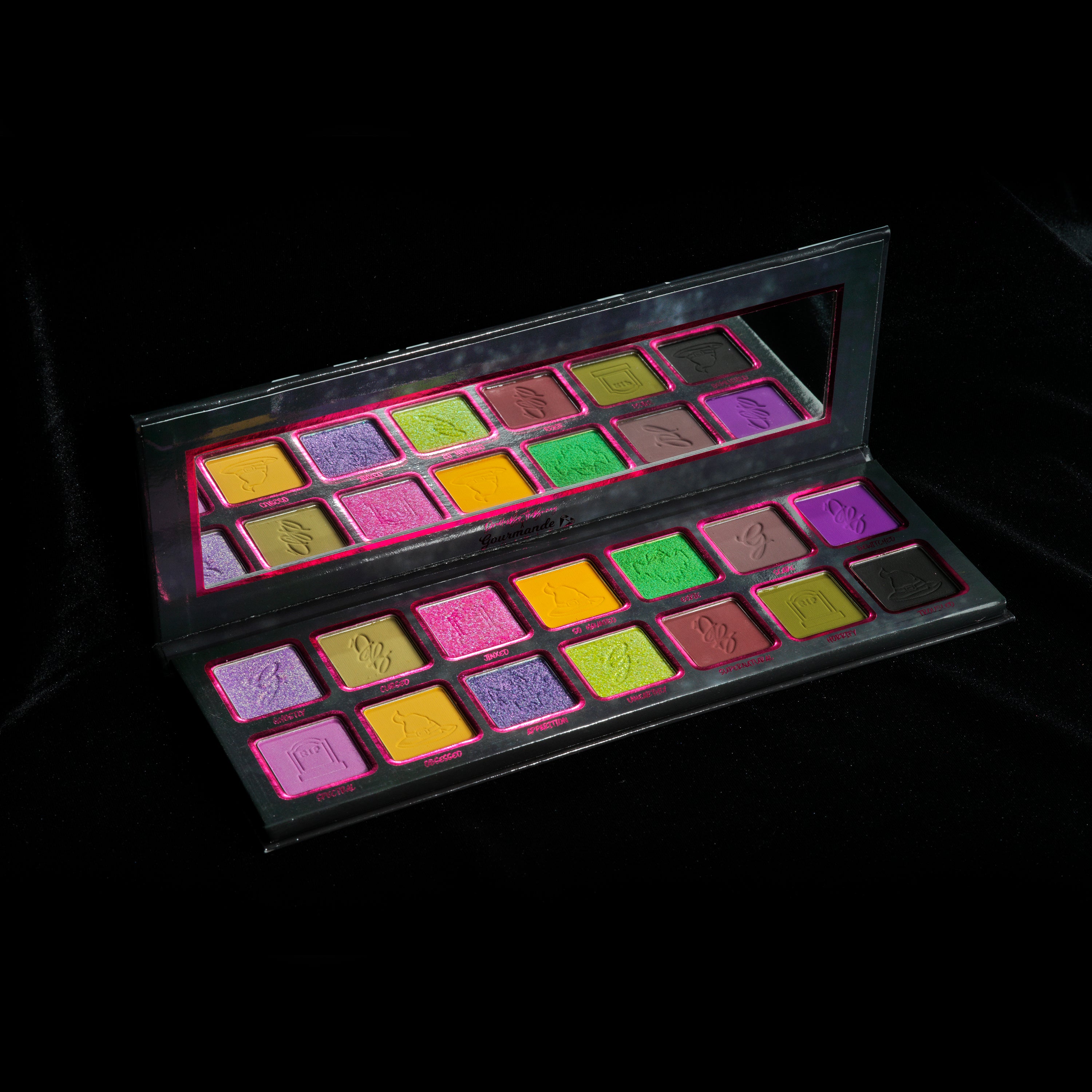Spooky Halloween Haunted Eyeshadow Palette - 12 Highly Pigmented Matte & Shimmer Shades for Creepy, Glamorous Looks | Perfect for Costume Parties, Themed Events & Gothic Makeup