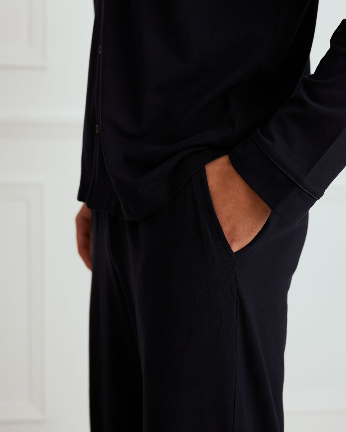 Organic Cotton Button-Up Long Sleeve Pajama Set for Women - Soft & Comfortable Sleepwear - Navy Blue - Perfect for Relaxing at Home or Gift Giving