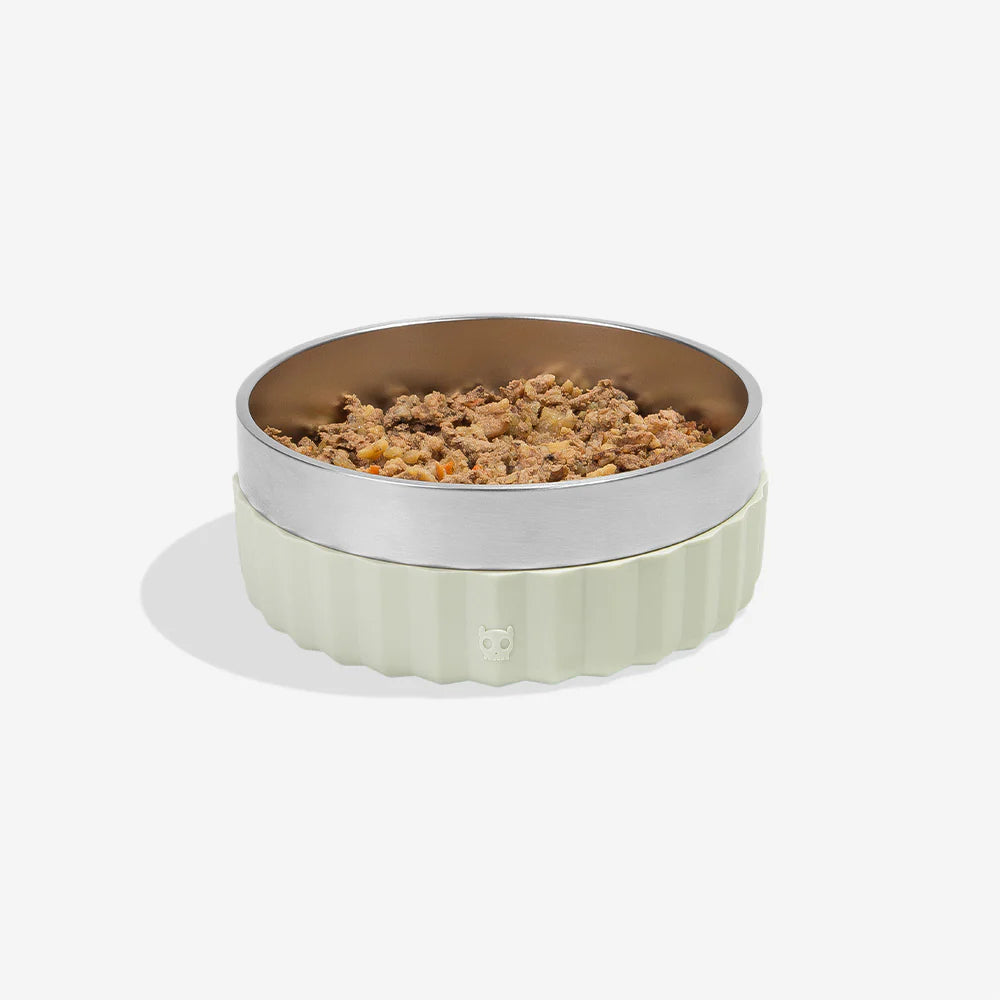 Zee.Dog Plato Tuff Bowl 1.2L - Durable Pet Food Dish for Dogs & Cats, Non-Slip Mayo Star Sage Design - Perfect for Mealtime, Travel & Outdoor Adventures