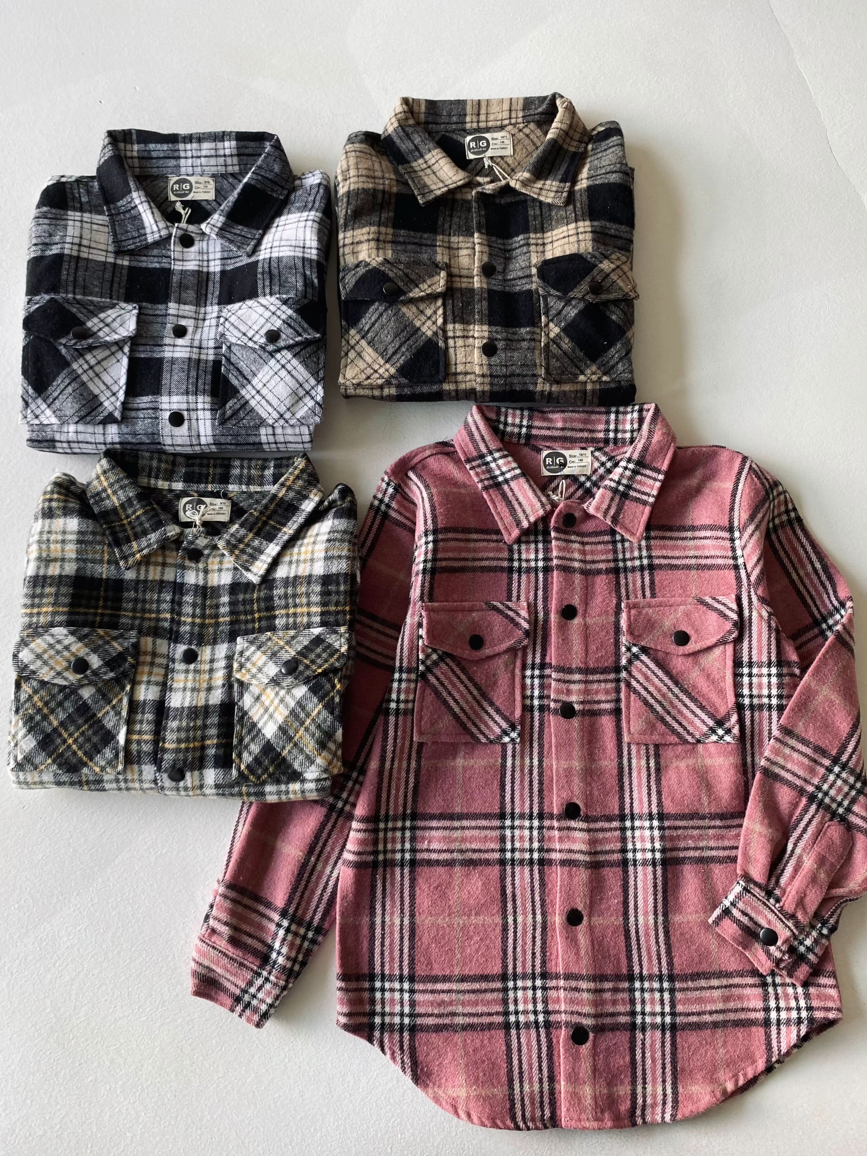 Unisex Winter Plaid Flannel Shirt for Men & Women - Warm & Stylish Lumberjack Shirt for Outdoor Activities, Camping & Casual Wear