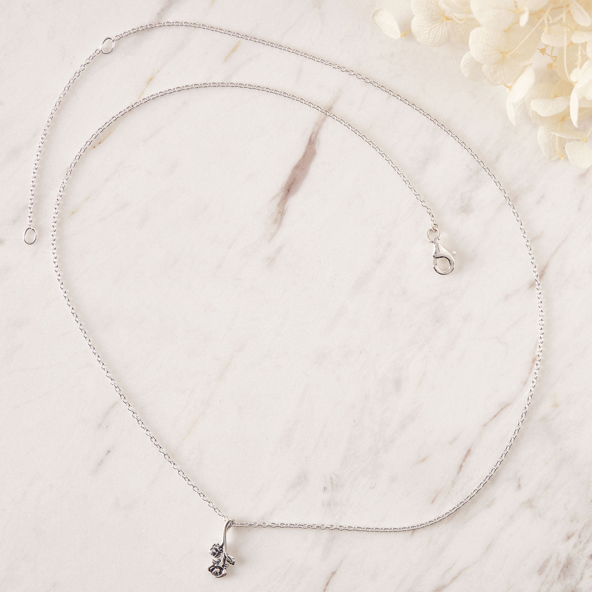 Fallen Roses Necklace - Elegant Rose Flower Pendant Jewelry for Women | Perfect Gift for Valentine's Day, Anniversary & Special Occasions