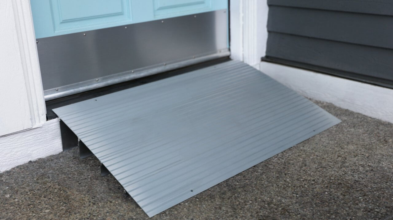 TRANSITIONS® Modular Entry Ramp - Lightweight Portable Wheelchair Ramp for Home & Vehicle Access - ADA Compliant Non-Slip Surface (Perfect for Seniors, Wheelchairs, Scooters & Mobility Assistance)