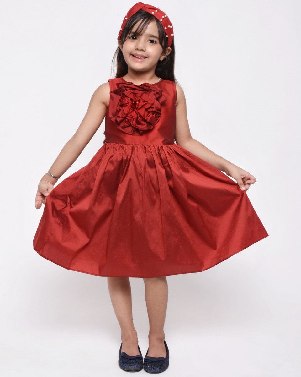Elegant Maroon Floral Applique Party Dress for Women - Perfect for Weddings, Cocktail Parties & Evening Events