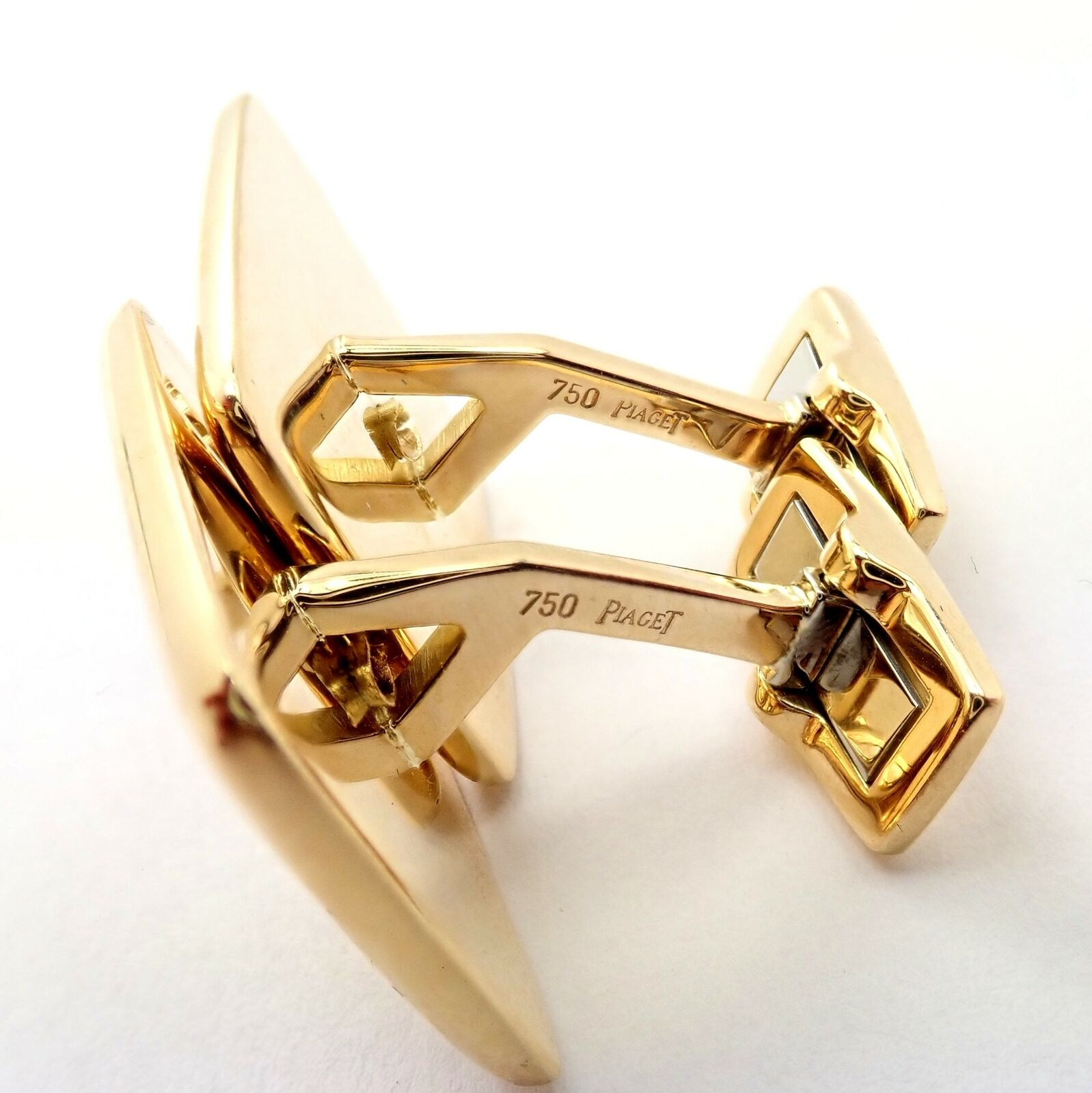 Authentic Piaget 18k Yellow Gold Coat of Arms Cufflinks for Men - Luxury Dress Accessories for Weddings, Business Meetings & Formal Events