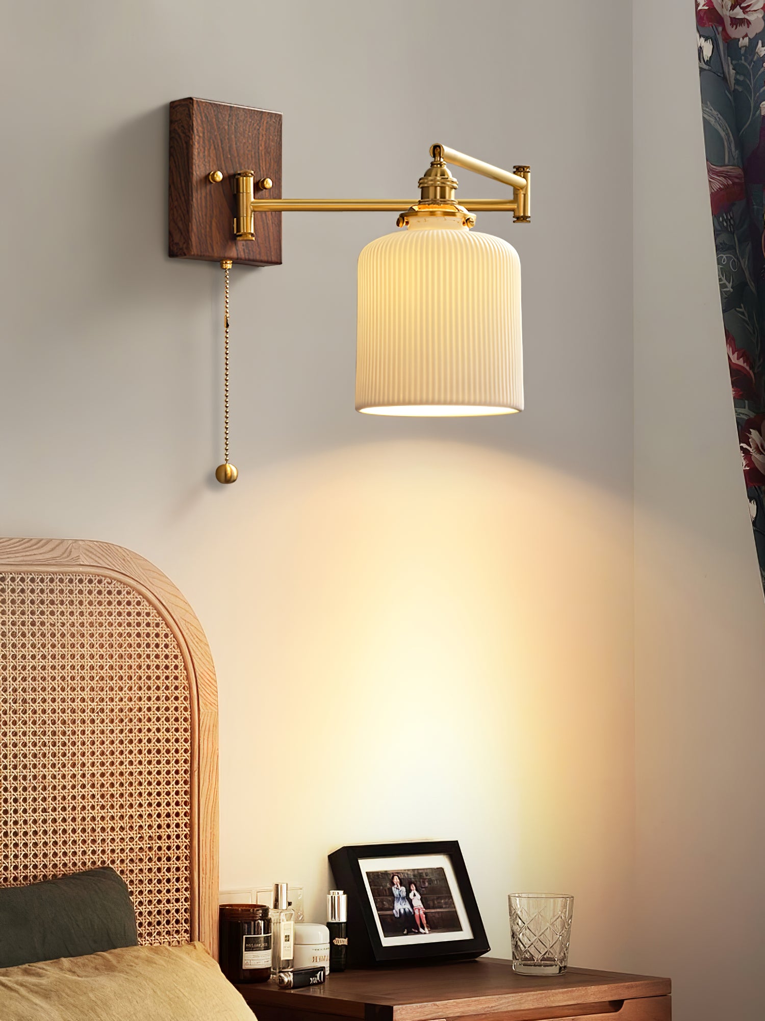 Modern Ceramic Geometric Wall Lamp - Minimalist Home Decor for Living Room, Bedroom & Office Lighting