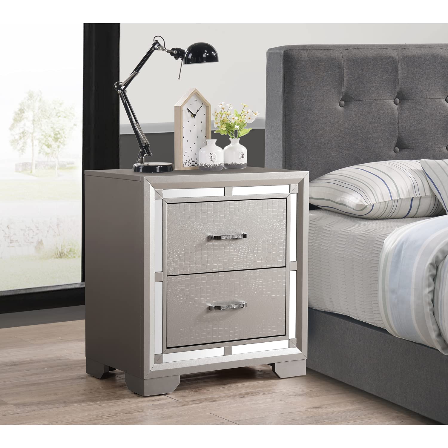 Glory Furniture Alana G6800-N Nightstand, Silver Champagne - Modern Bedside Table for Bedroom, Living Room & Guest Room