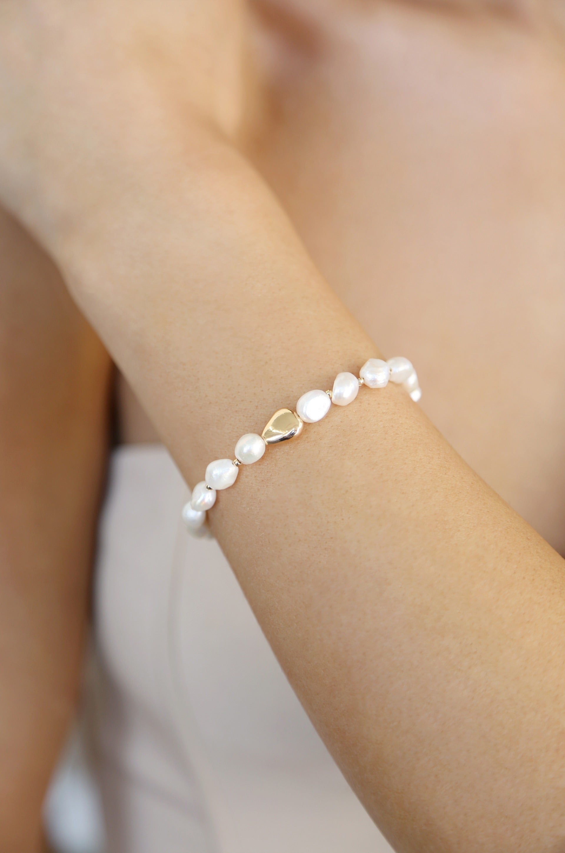 Elegant Freshwater Pearl & Gold Nugget Toggle Bracelet for Women | Dainty Adjustable Jewelry Gift for Her | Perfect for Weddings, Anniversaries & Special Occasions