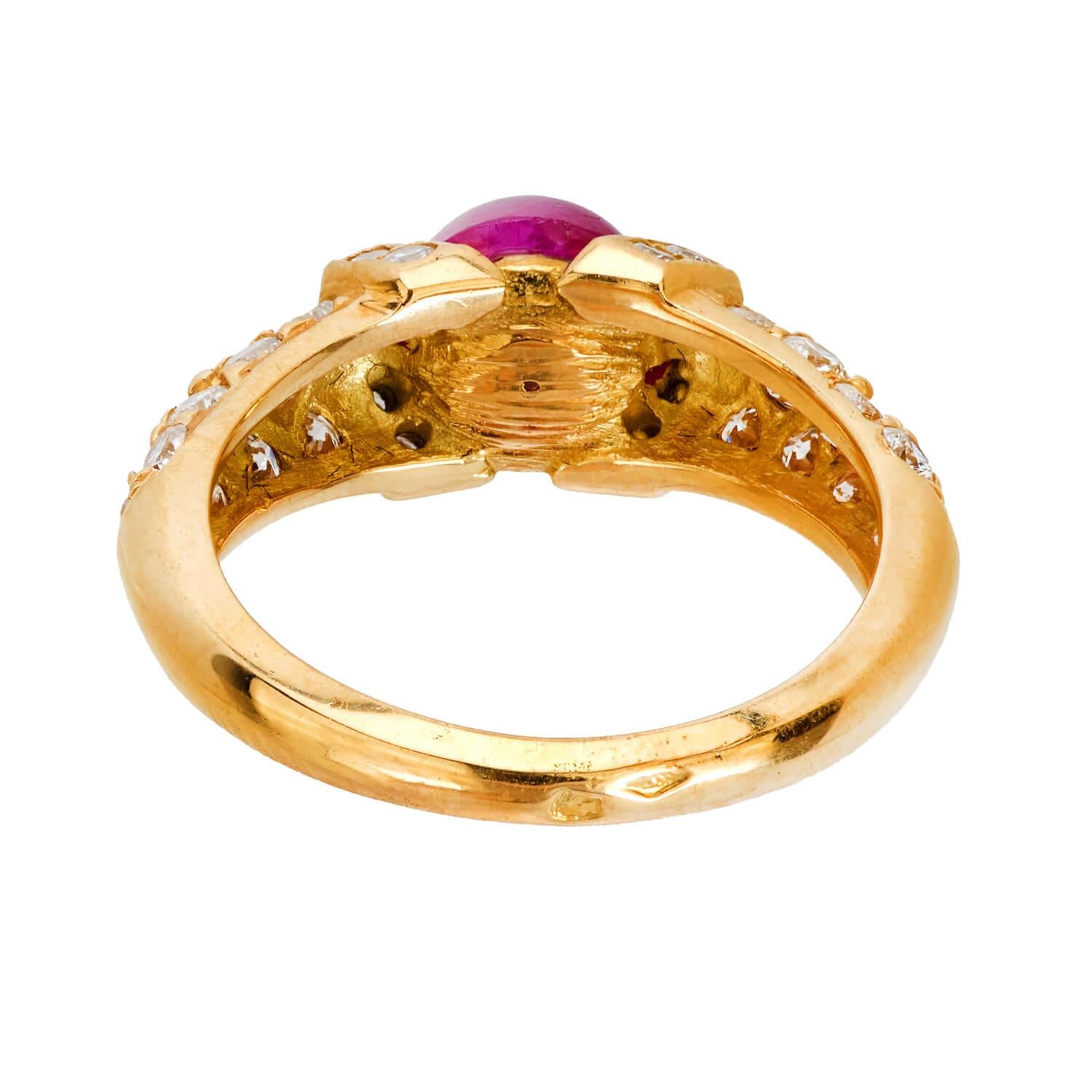 Vintage 18k Gold Ruby and Diamond Ring for Women - Elegant Jewelry Gift for Anniversary, Engagement & Special Occasions
