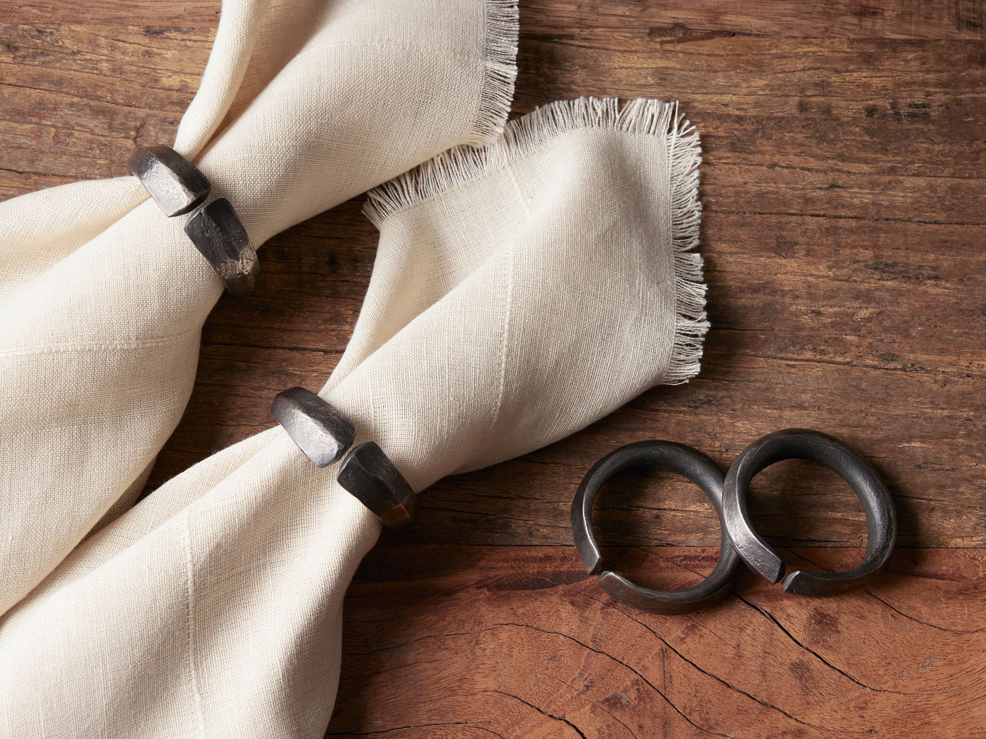 Elegant Arber Napkin Rings Set of 6 - Stainless Steel Tableware for Wedding, Party & Holiday Dining Decor - Perfect for Formal Dinner, Thanksgiving & Christmas Table Setting