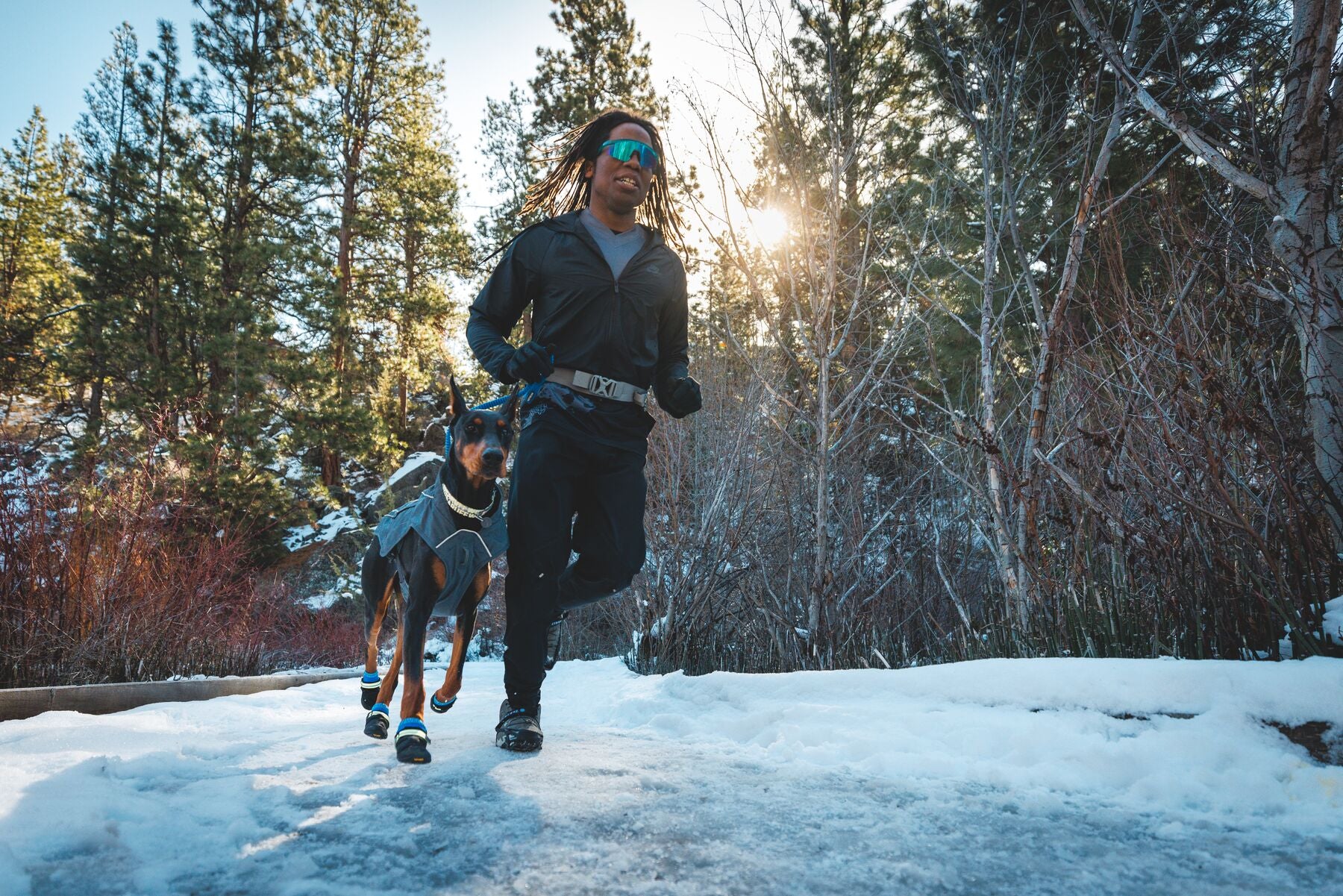 Ruffwear Front Range® Dog Collar with Mountains Logo - Durable & Adjustable for Hiking, Camping & Outdoor Adventures