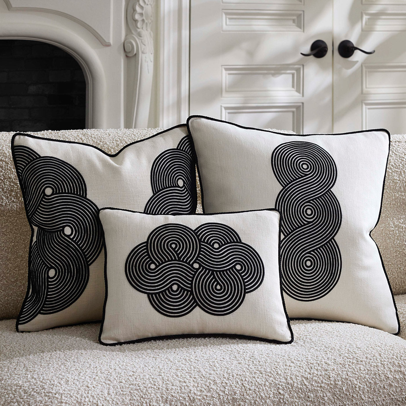 Modern Black and White Half Circle Throw Pillow - Geometric Boho Decor for Living Room, Bedroom & Dorm - Soft Accent Cushion for Sofa, Chair or Floor Seating