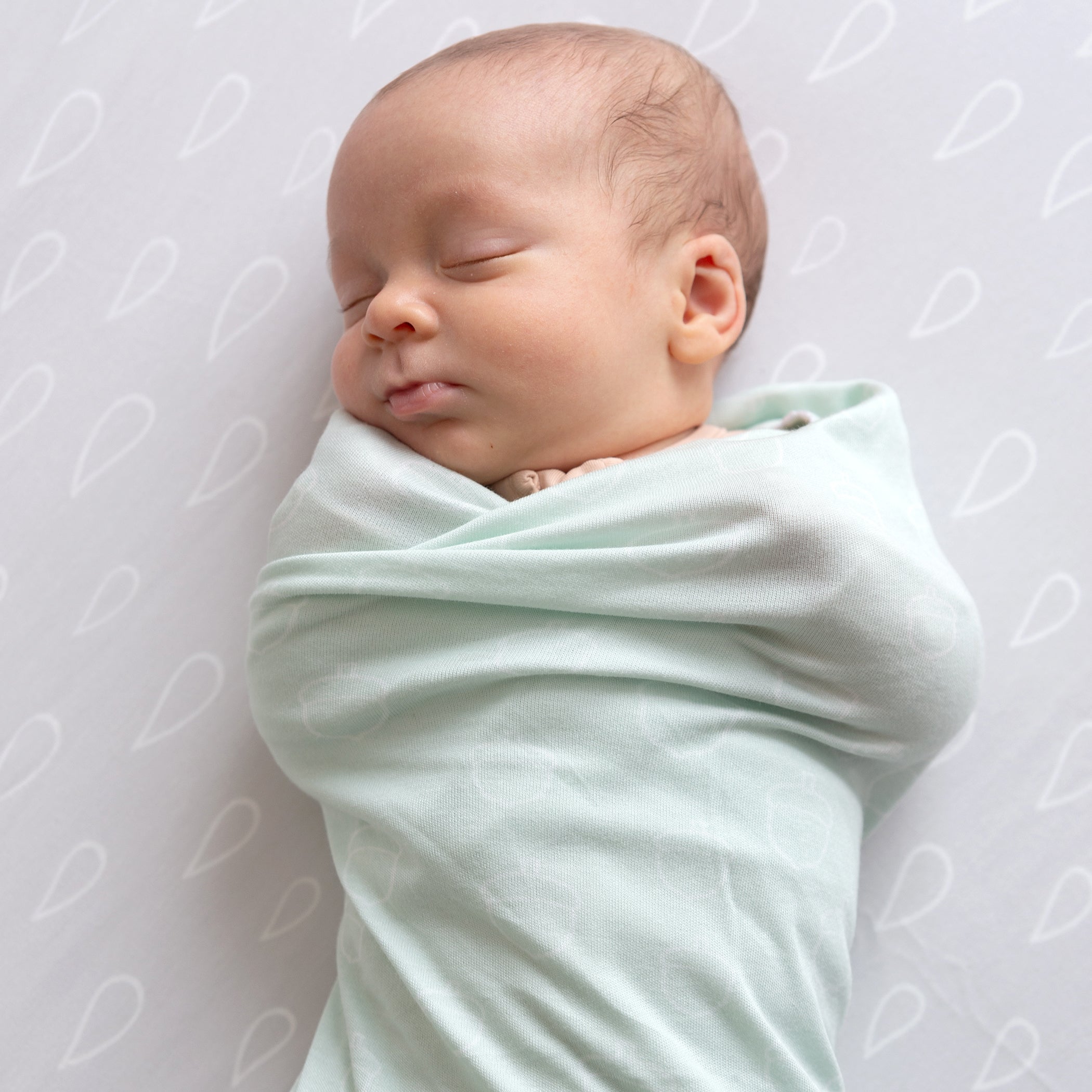 Nordic Style 2-Pack Jersey Wrap in Avocado Green & Forest Green - Cozy Home & Office Blanket for Relaxation