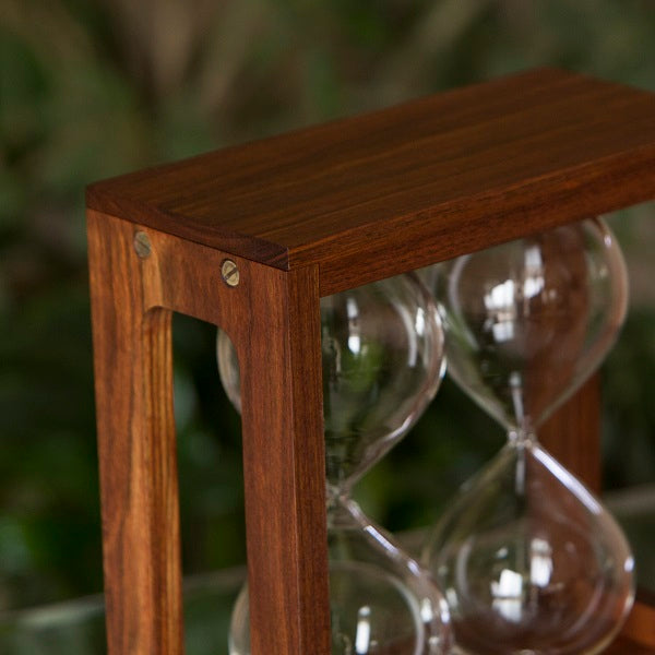 Elegant Chechen Double Hourglass Urn - Handcrafted Wooden Memorial Keepsake for Ashes - Perfect for Home Display, Memorial Services & Remembrance Ceremonies