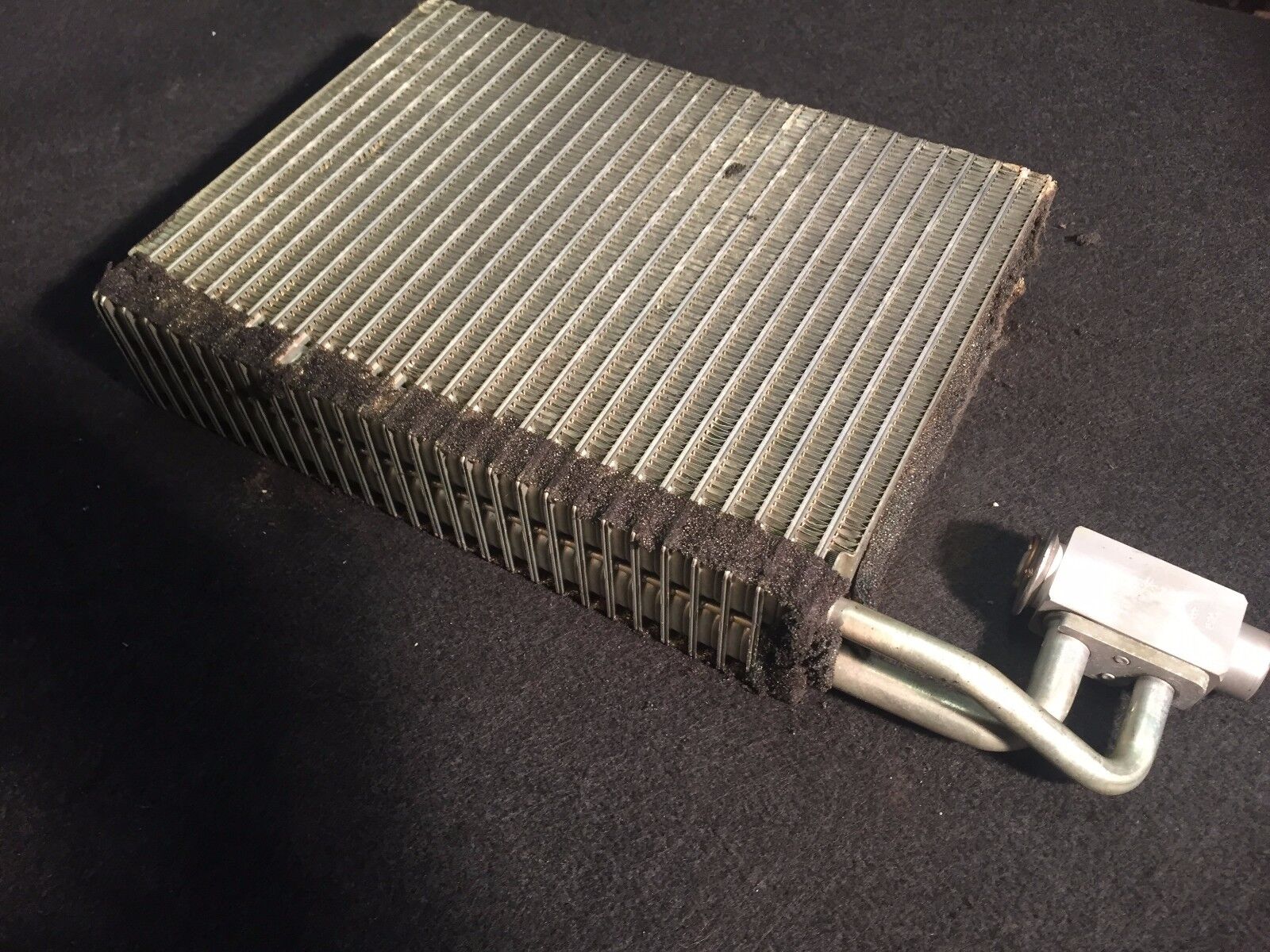 2002-2005 BMW 745i E65 AC Evaporator Core with Expansion Valve - OEM Behr Replacement Part - Perfect for Cooling System Repair & Maintenance