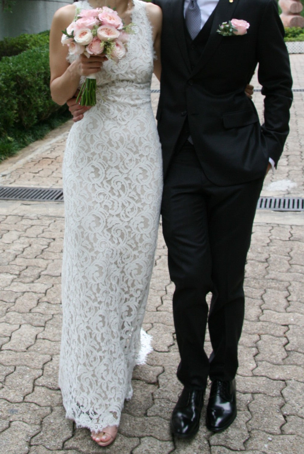 Tadashi Shoji Cheyenne Gown - Elegant Evening Dress for Women | Perfect for Weddings, Galas & Special Occasions